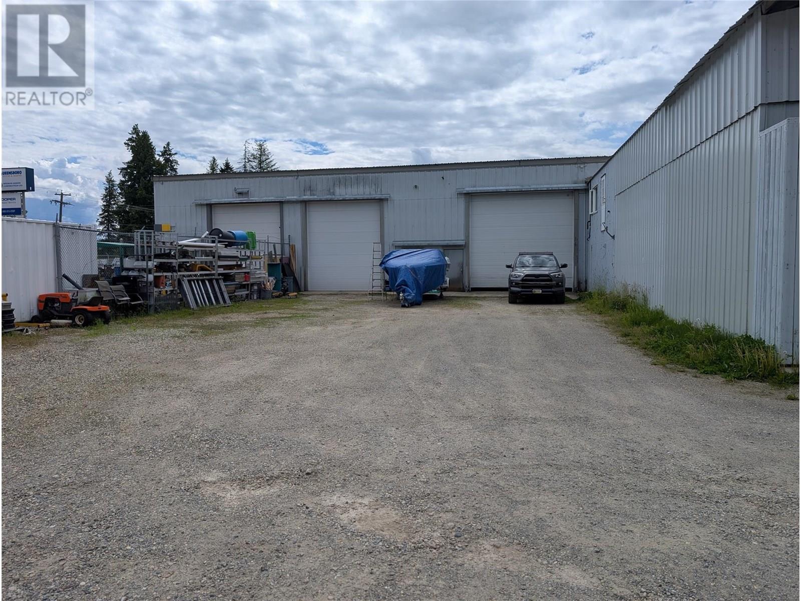 3838 Squilax Anglemont Road, Scotch Creek, British Columbia  V0E 1M5 - Photo 3 - 10349371