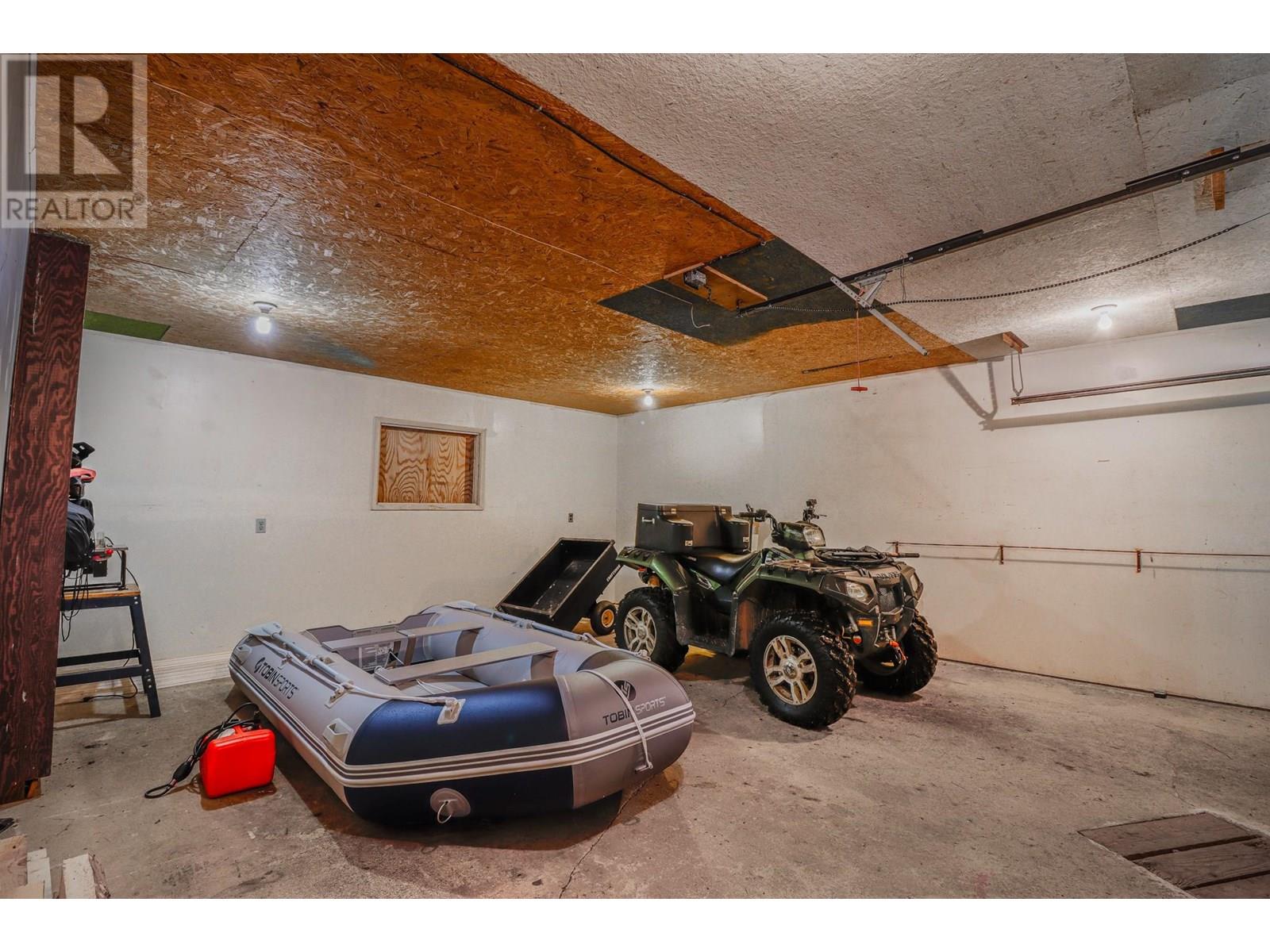 15730 Peters Road, Crawford Bay, British Columbia  V0B 1E0 - Photo 38 - 10349749