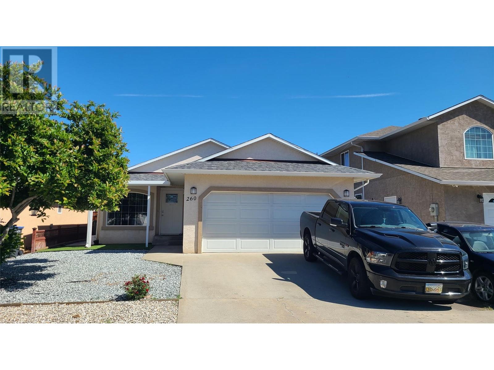 260 Willows Place, Oliver, British Columbia  V0H 1T4 - Photo 1 - 10349564