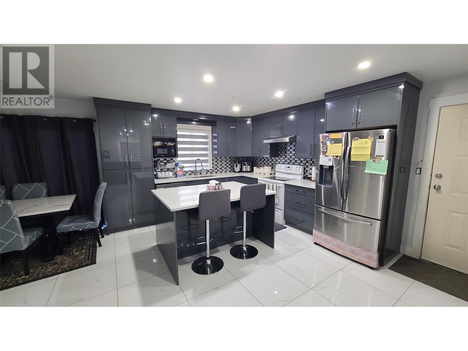 260 Willows Place, Oliver, British Columbia  V0H 1T4 - Photo 6 - 10349564