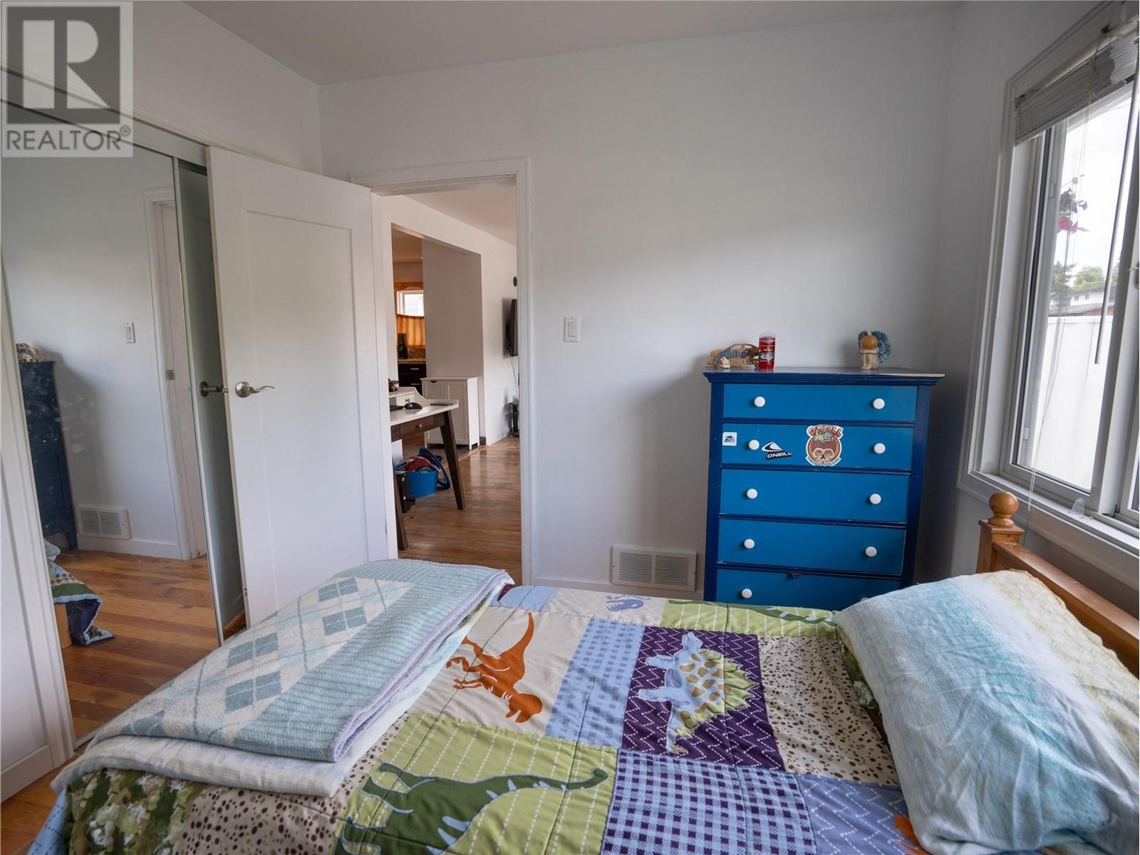 989 Kilwinning Street, Penticton, British Columbia  V2A 4N8 - Photo 16 - 10349476