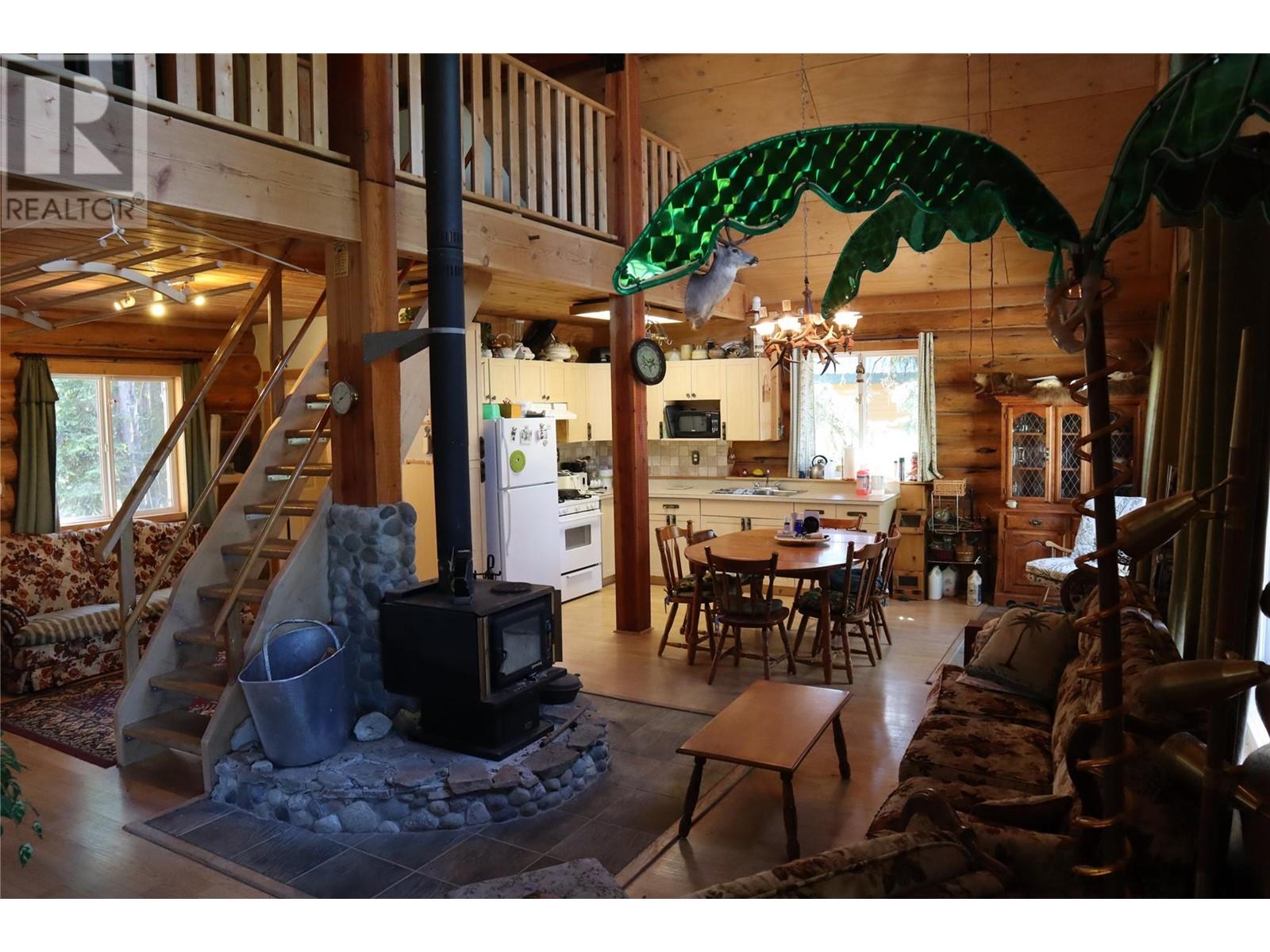 Cabin #20 Hatheume Lake Resort Lot# 5835, Peachland, British Columbia  V1V 1V1 - Photo 5 - 10349332