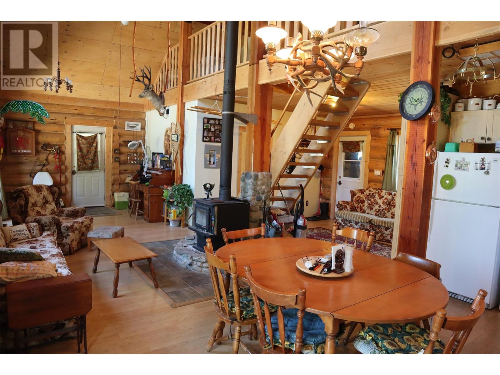 Cabin #20 Hatheume Lake Resort Lot# 5835, Peachland, British Columbia  V1V 1V1 - Photo 6 - 10349332