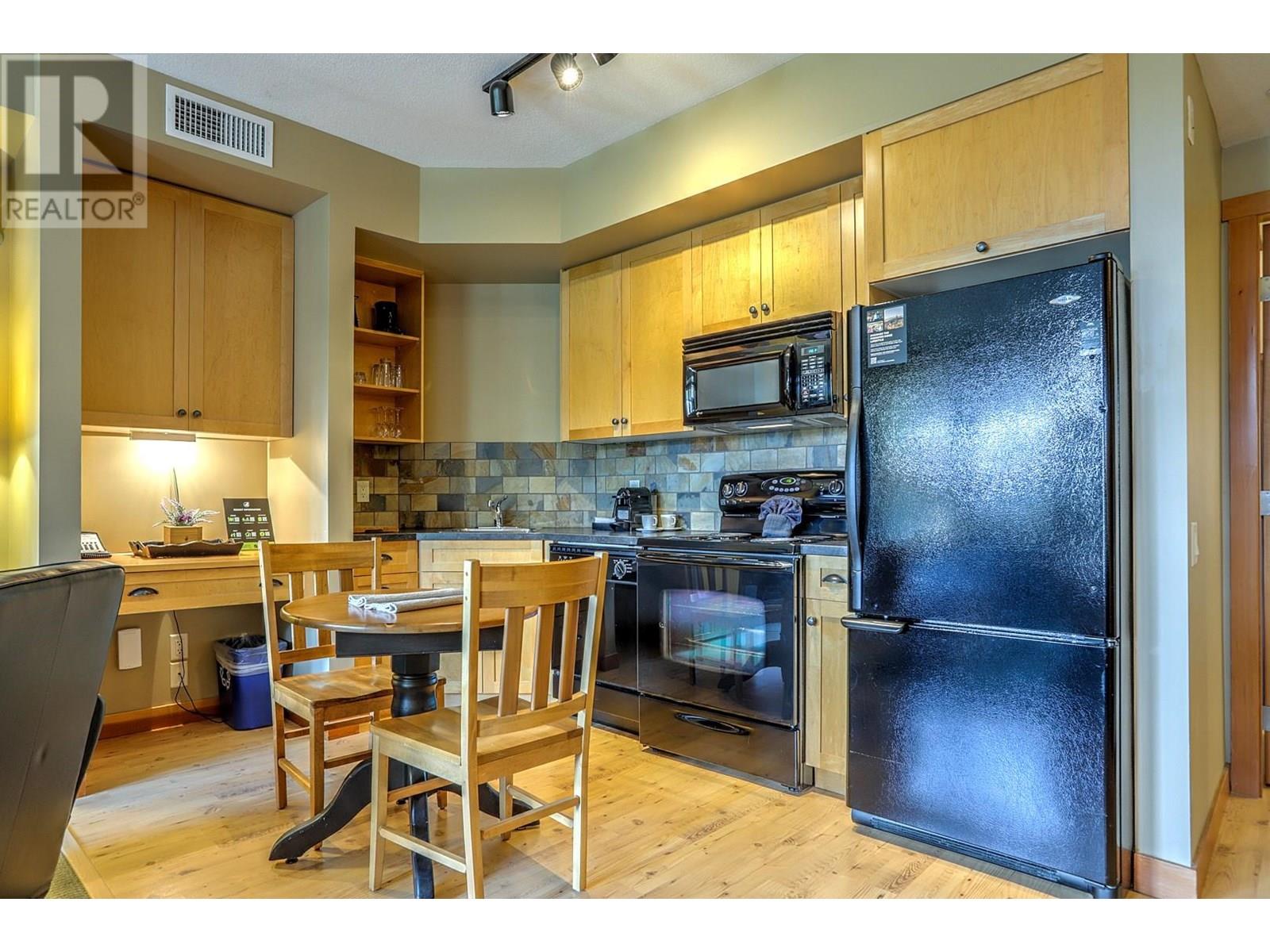 107 Village Centre Court Unit# 116, Vernon, British Columbia  V1H 1Y8 - Photo 17 - 10349821