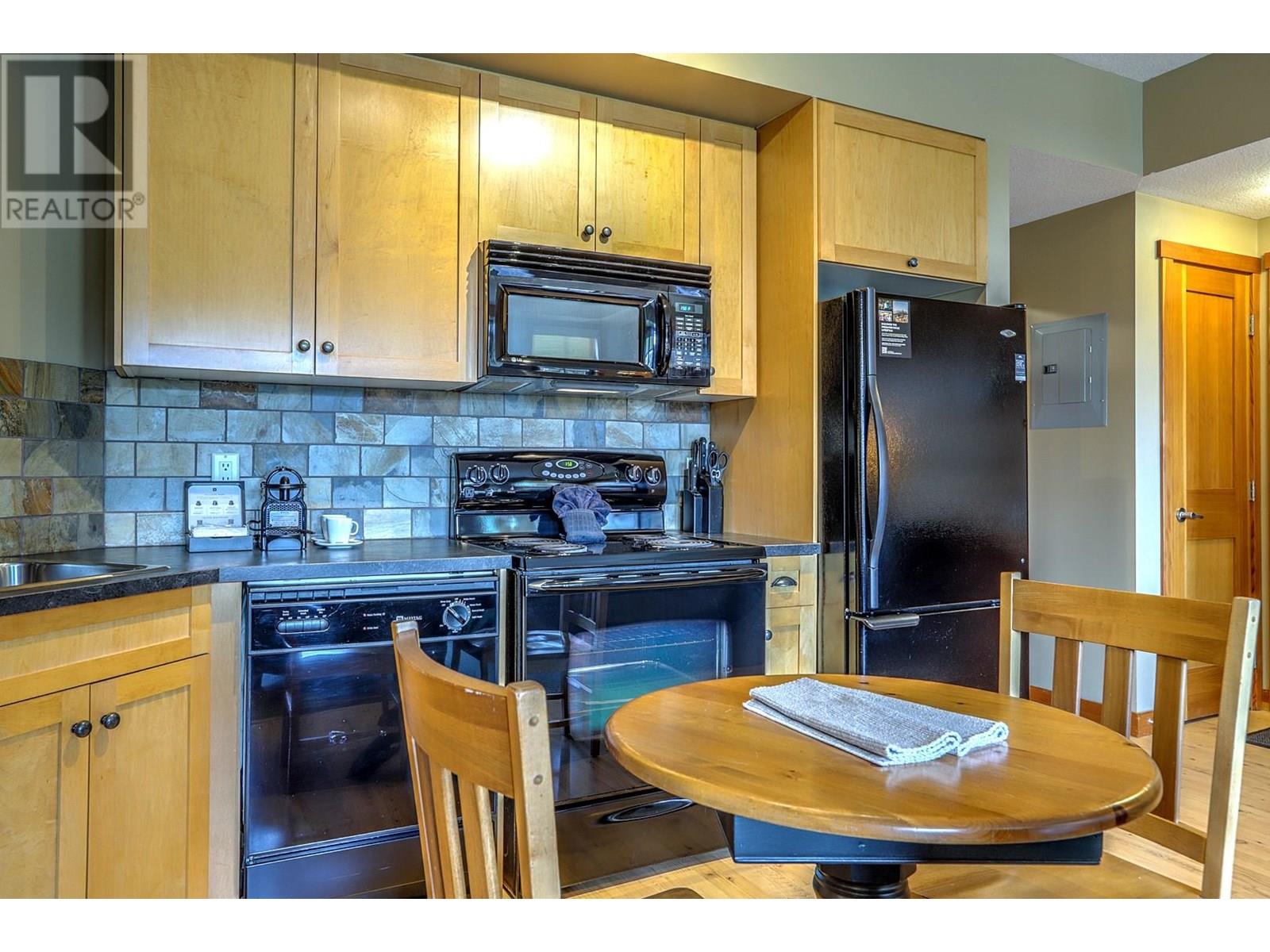 107 Village Centre Court Unit# 116, Vernon, British Columbia  V1H 1Y8 - Photo 18 - 10349821