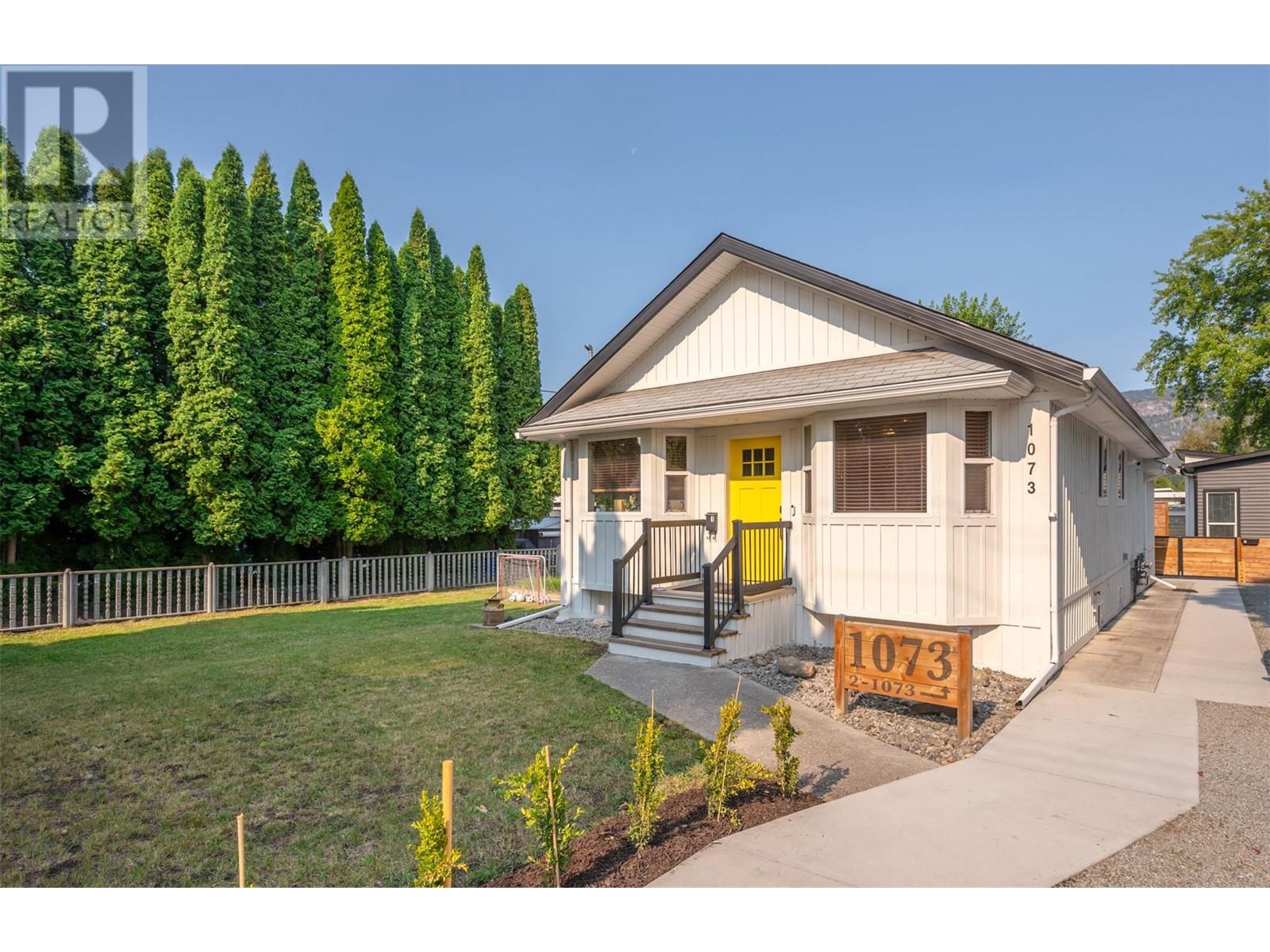 1073 Moosejaw Street, Penticton, British Columbia  V2A 5T5 - Photo 1 - 10349798