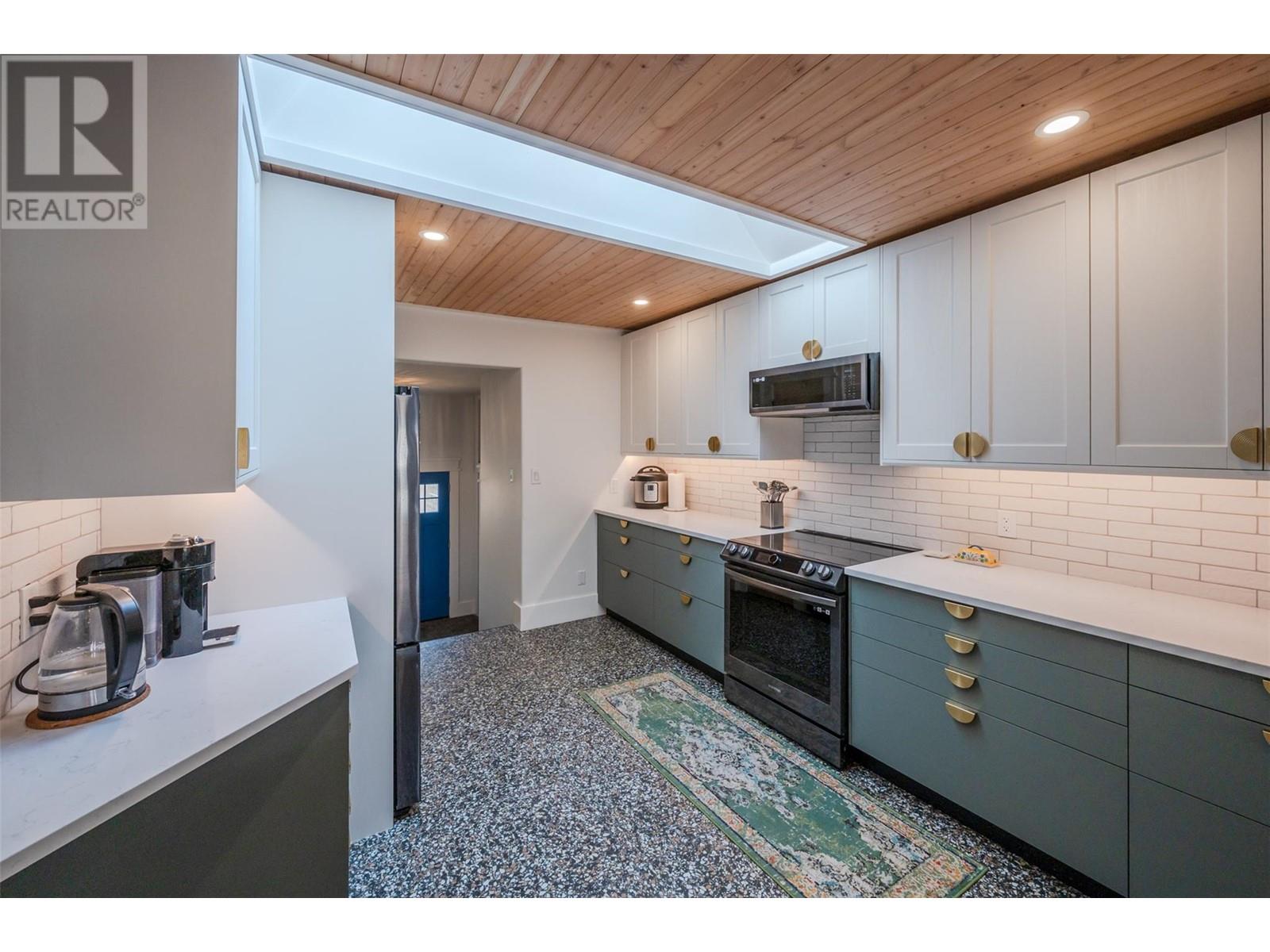 1073 Moosejaw Street, Penticton, British Columbia  V2A 5T5 - Photo 12 - 10349798