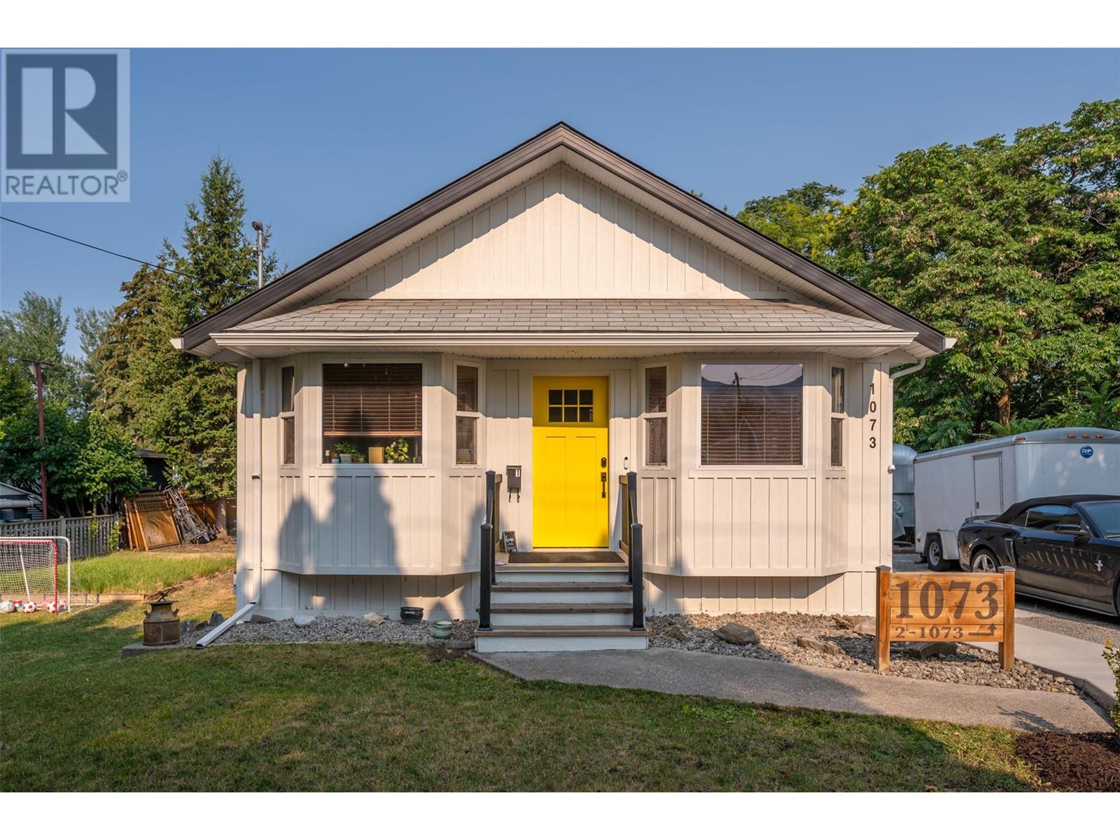 1073 Moosejaw Street, Penticton, British Columbia  V2A 5T5 - Photo 2 - 10349798