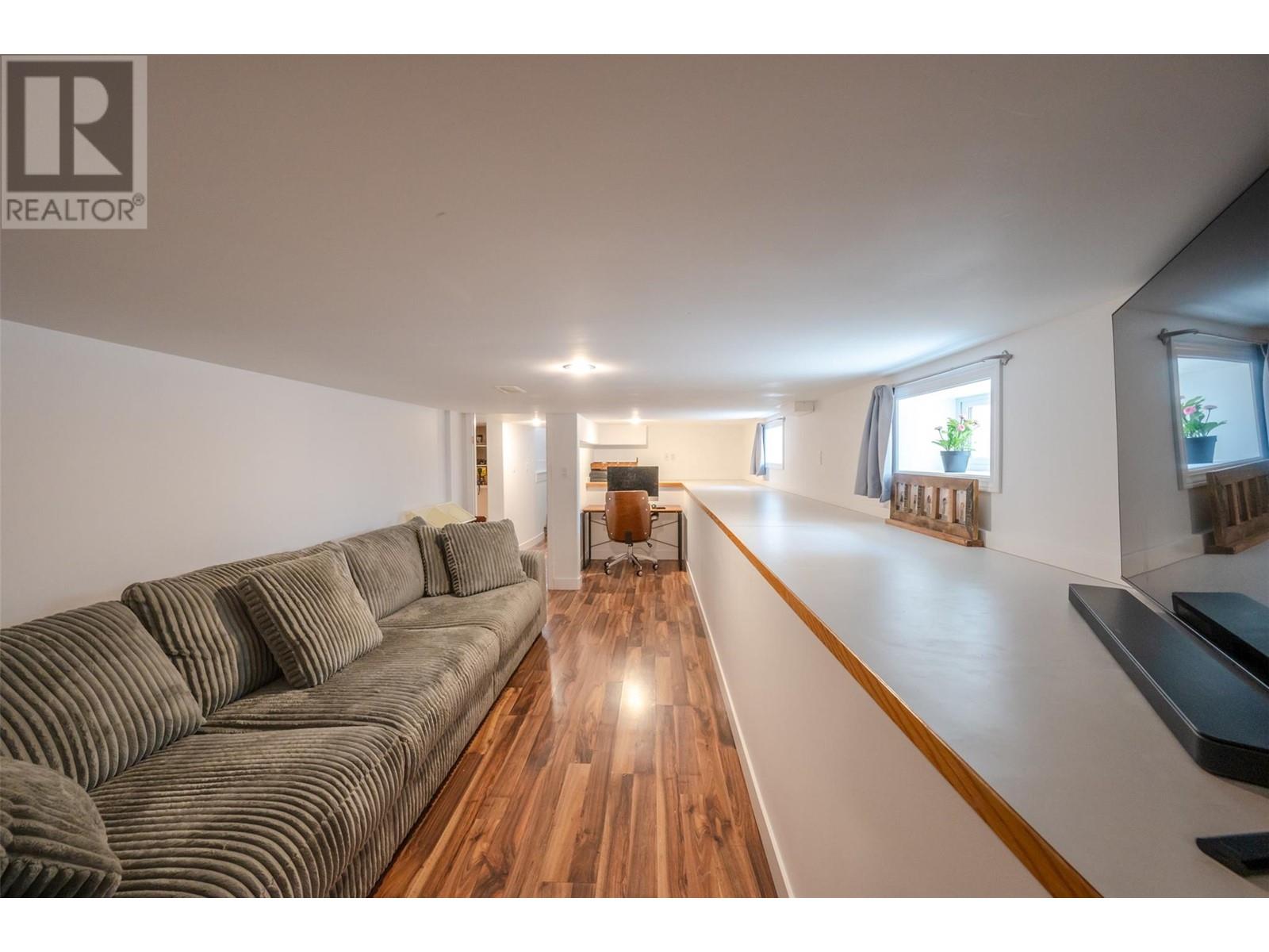 1073 Moosejaw Street, Penticton, British Columbia  V2A 5T5 - Photo 30 - 10349798