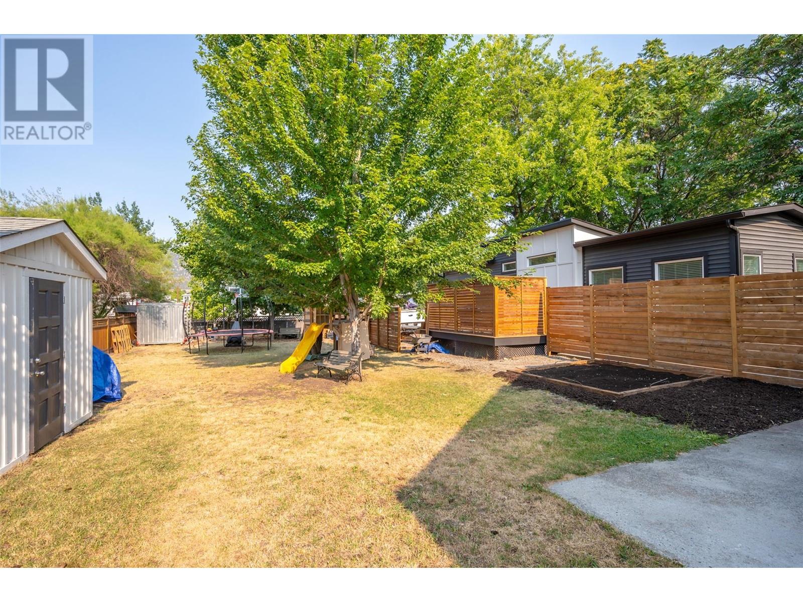 1073 Moosejaw Street, Penticton, British Columbia  V2A 5T5 - Photo 36 - 10349798