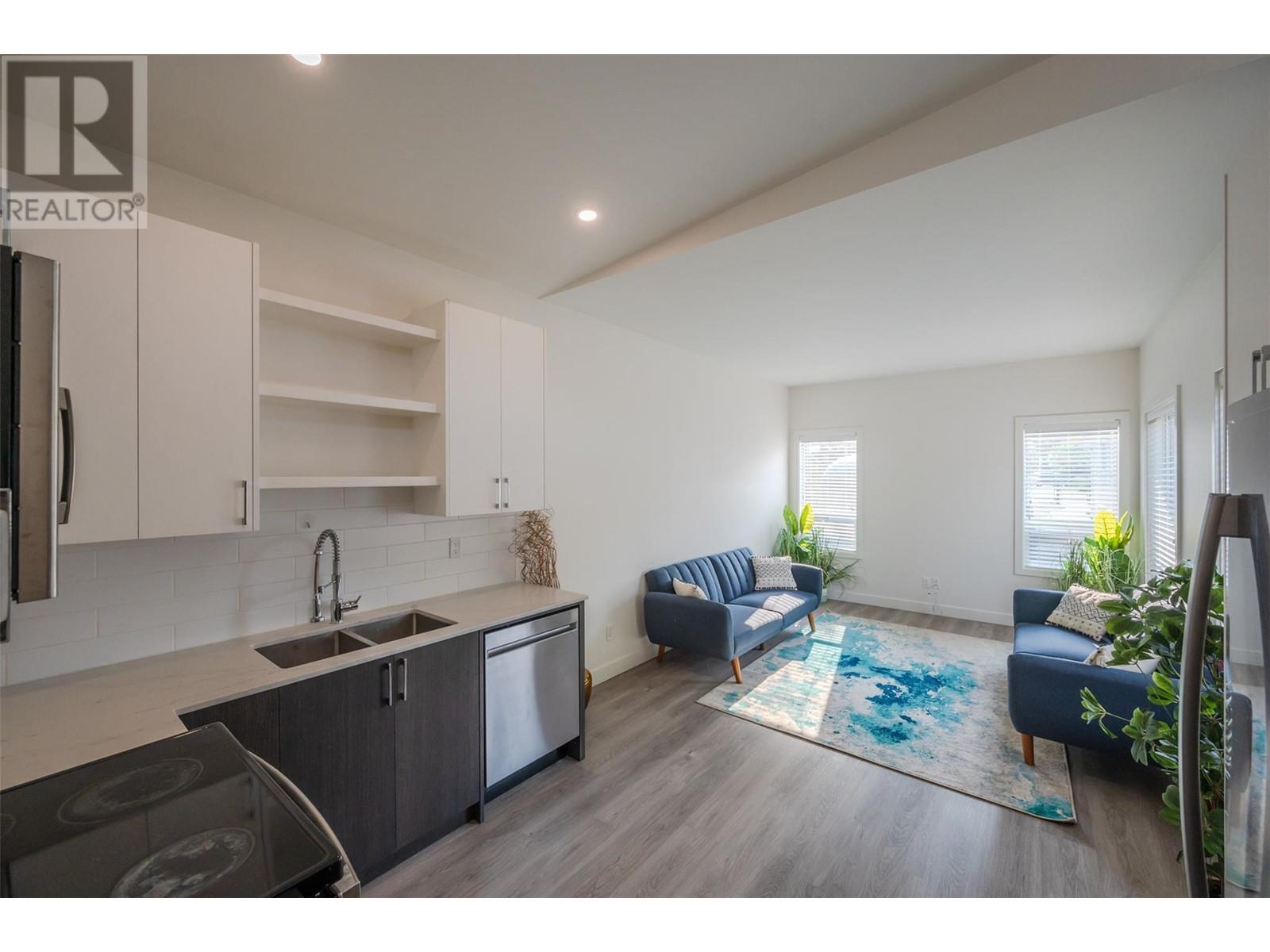 1073 Moosejaw Street, Penticton, British Columbia  V2A 5T5 - Photo 43 - 10349798