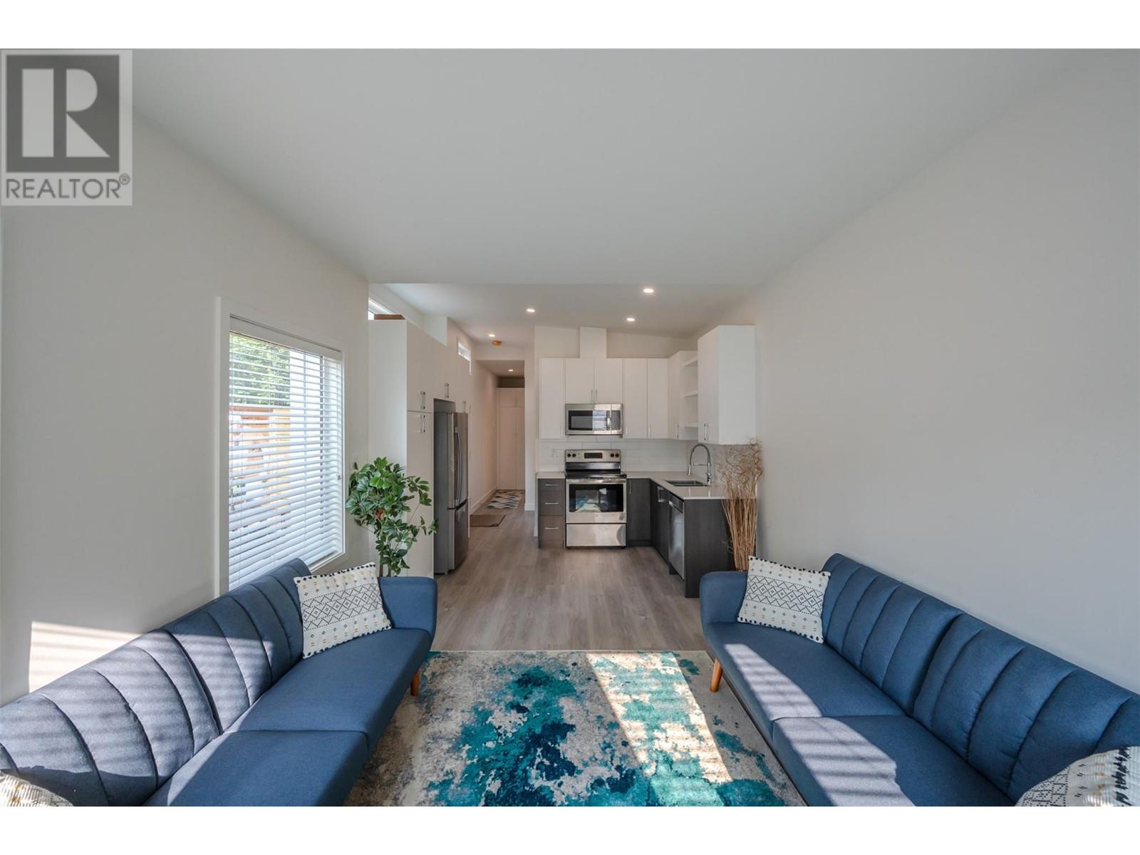 1073 Moosejaw Street, Penticton, British Columbia  V2A 5T5 - Photo 46 - 10349798
