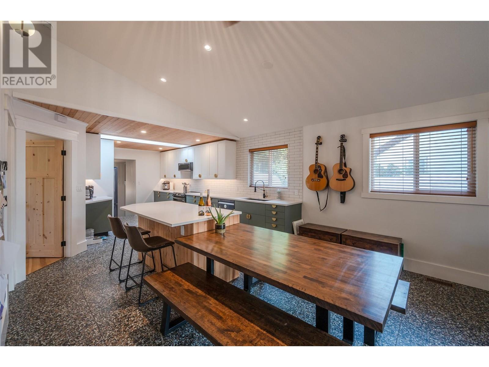1073 Moosejaw Street, Penticton, British Columbia  V2A 5T5 - Photo 9 - 10349798