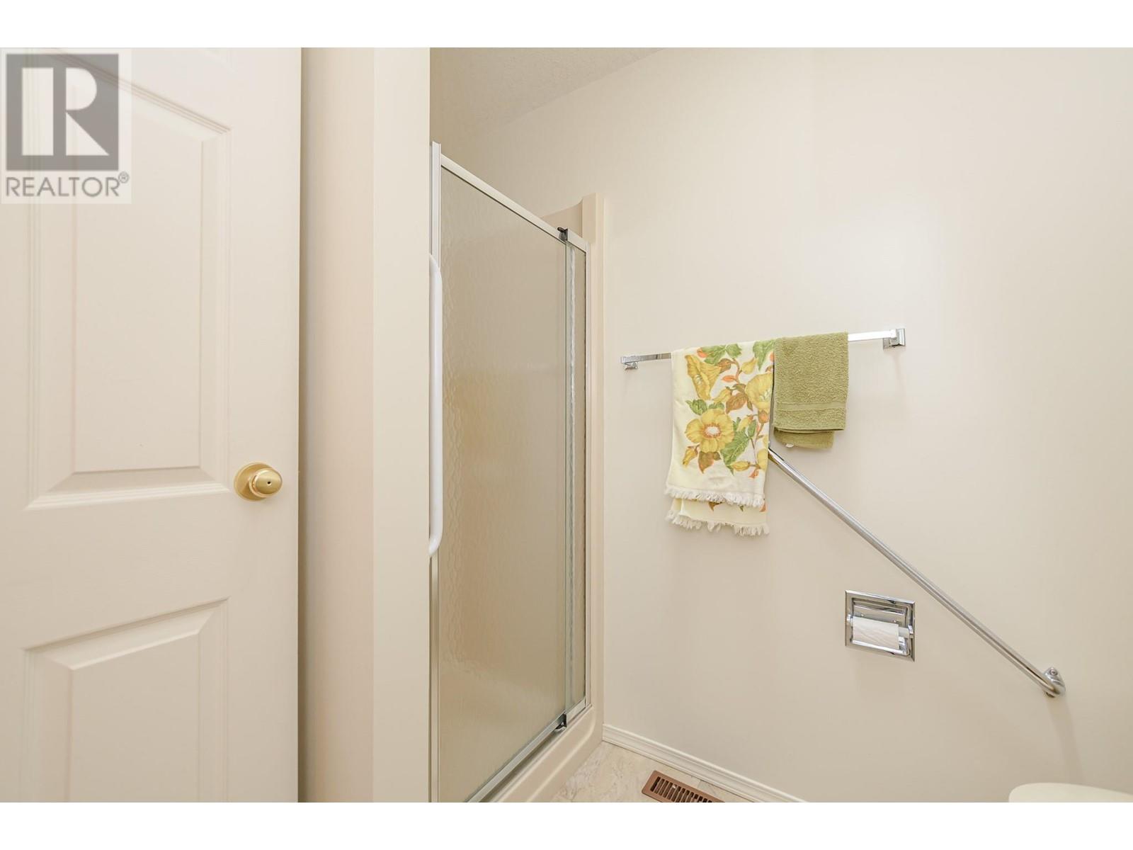 151 8 Avenue Sw Unit# 10, Salmon Arm, British Columbia  V1E 1B9 - Photo 24 - 10349190