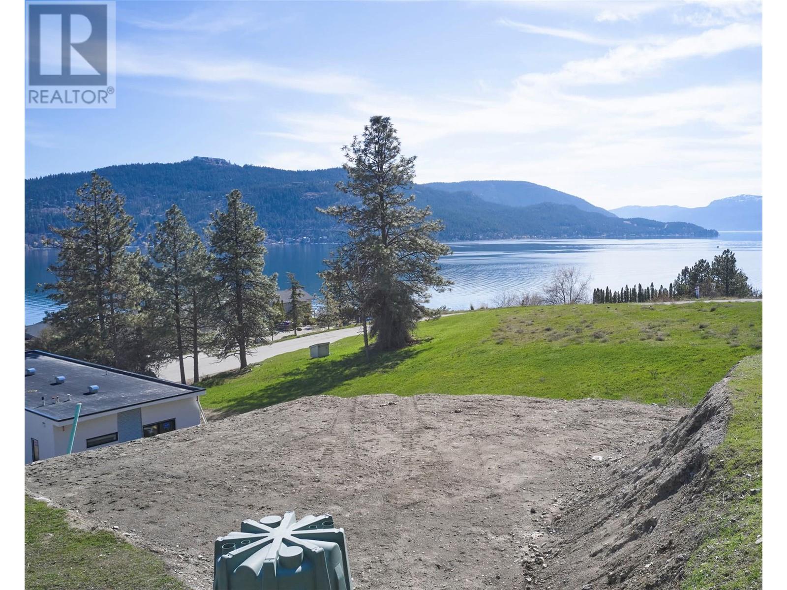 8841 Adventure Bay Road, Vernon, British Columbia  V1H 1E1 - Photo 5 - 10349839