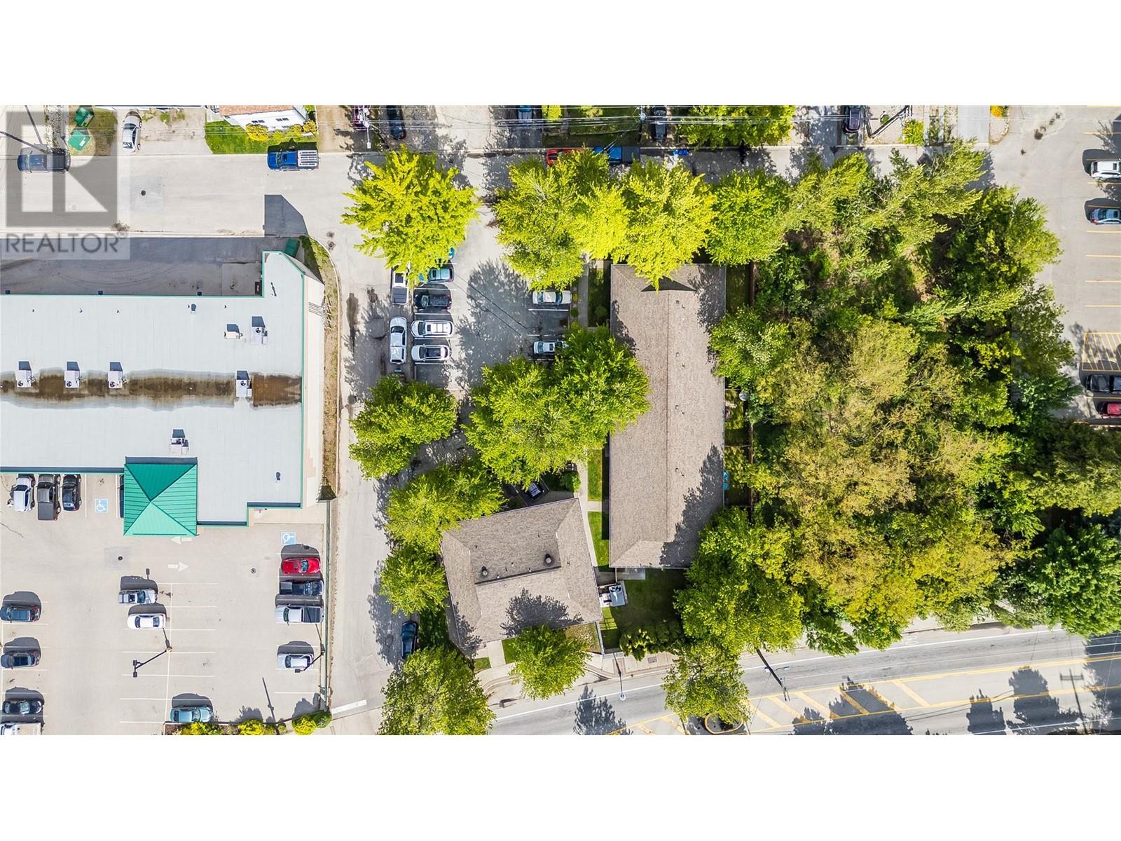 663 Columbia Avenue, Castlegar, British Columbia  V1N 1H1 - Photo 13 - 10348899