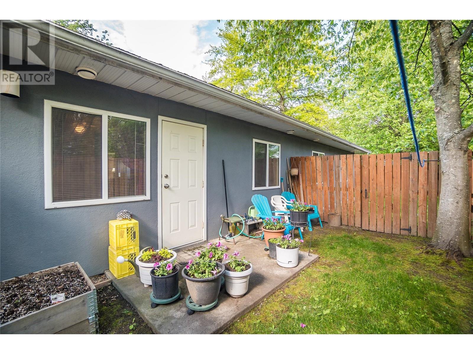 663 Columbia Avenue, Castlegar, British Columbia  V1N 1H1 - Photo 26 - 10348899