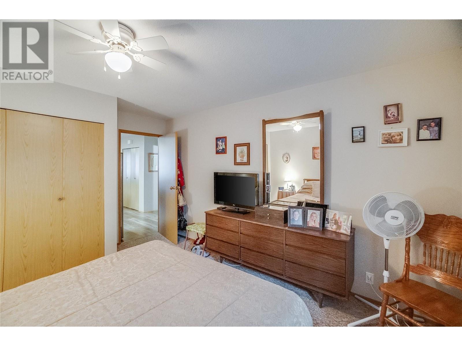 663 Columbia Avenue, Castlegar, British Columbia  V1N 1H1 - Photo 37 - 10348899