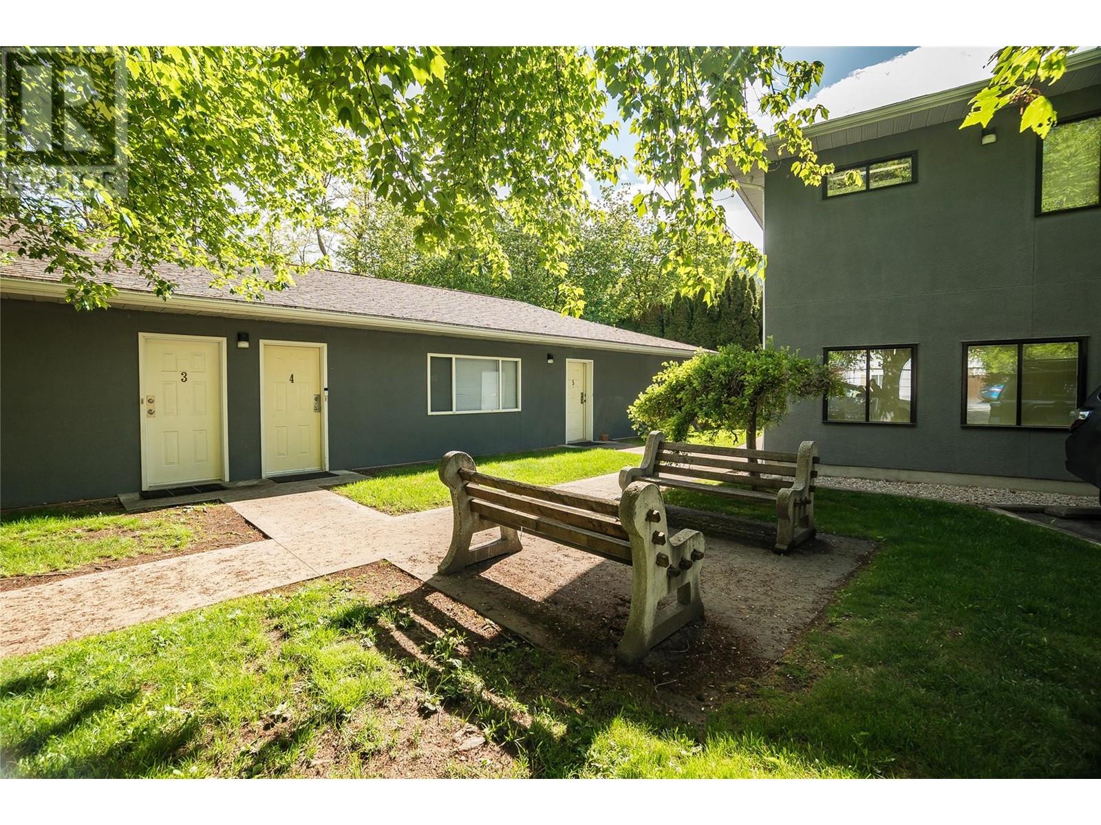 663 Columbia Avenue, Castlegar, British Columbia  V1N 1H1 - Photo 6 - 10348899