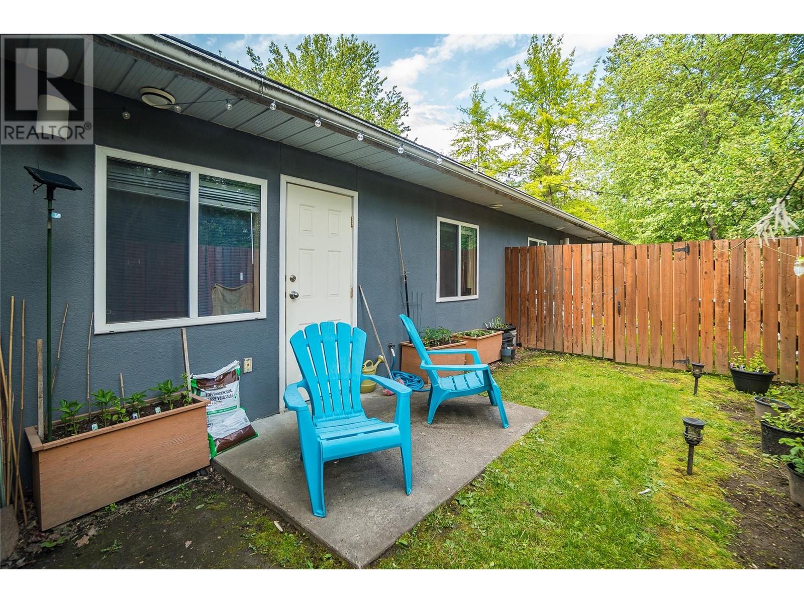 663 Columbia Avenue, Castlegar, British Columbia  V1N 1H1 - Photo 63 - 10348899