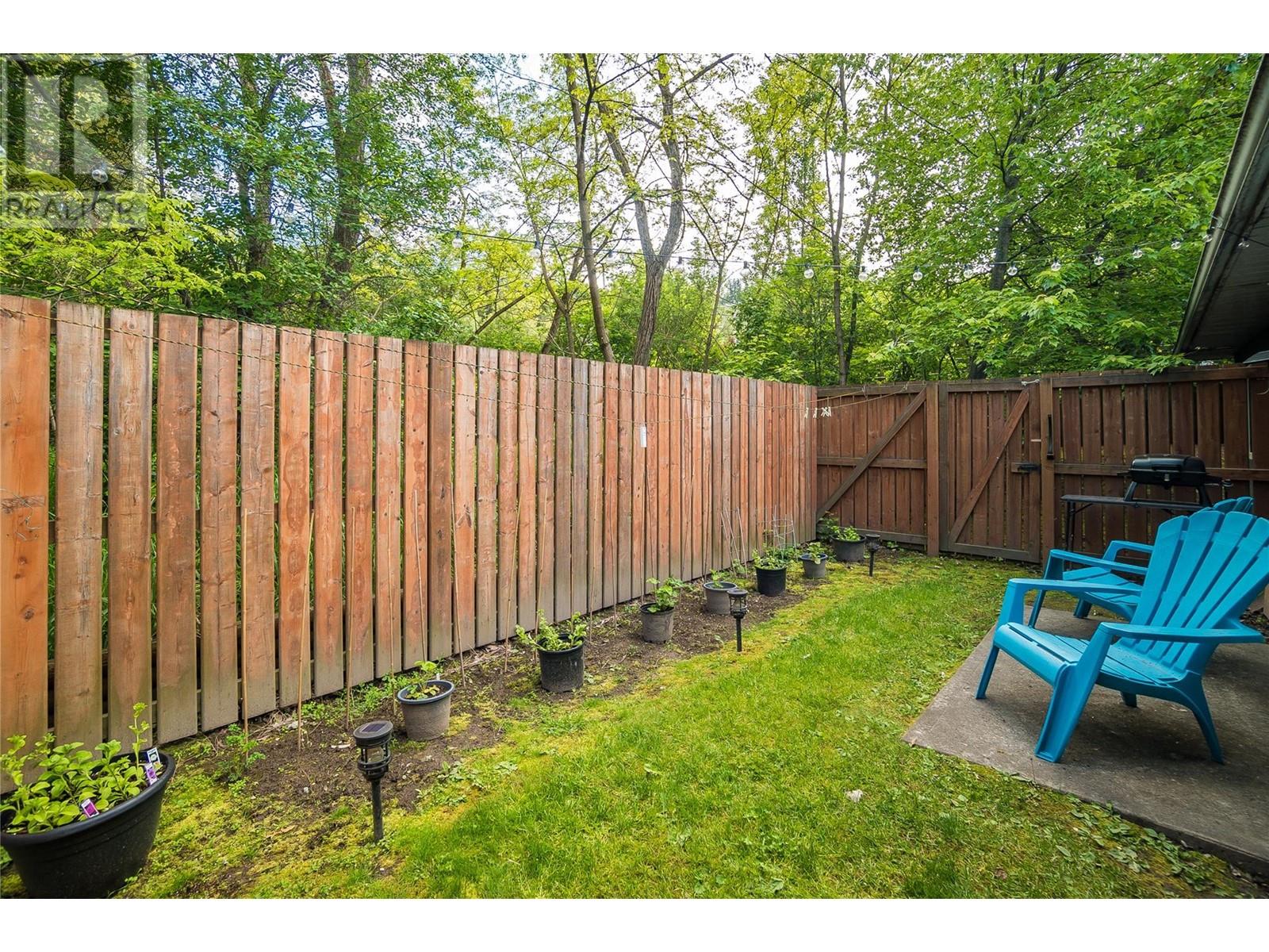 663 Columbia Avenue, Castlegar, British Columbia  V1N 1H1 - Photo 64 - 10348899