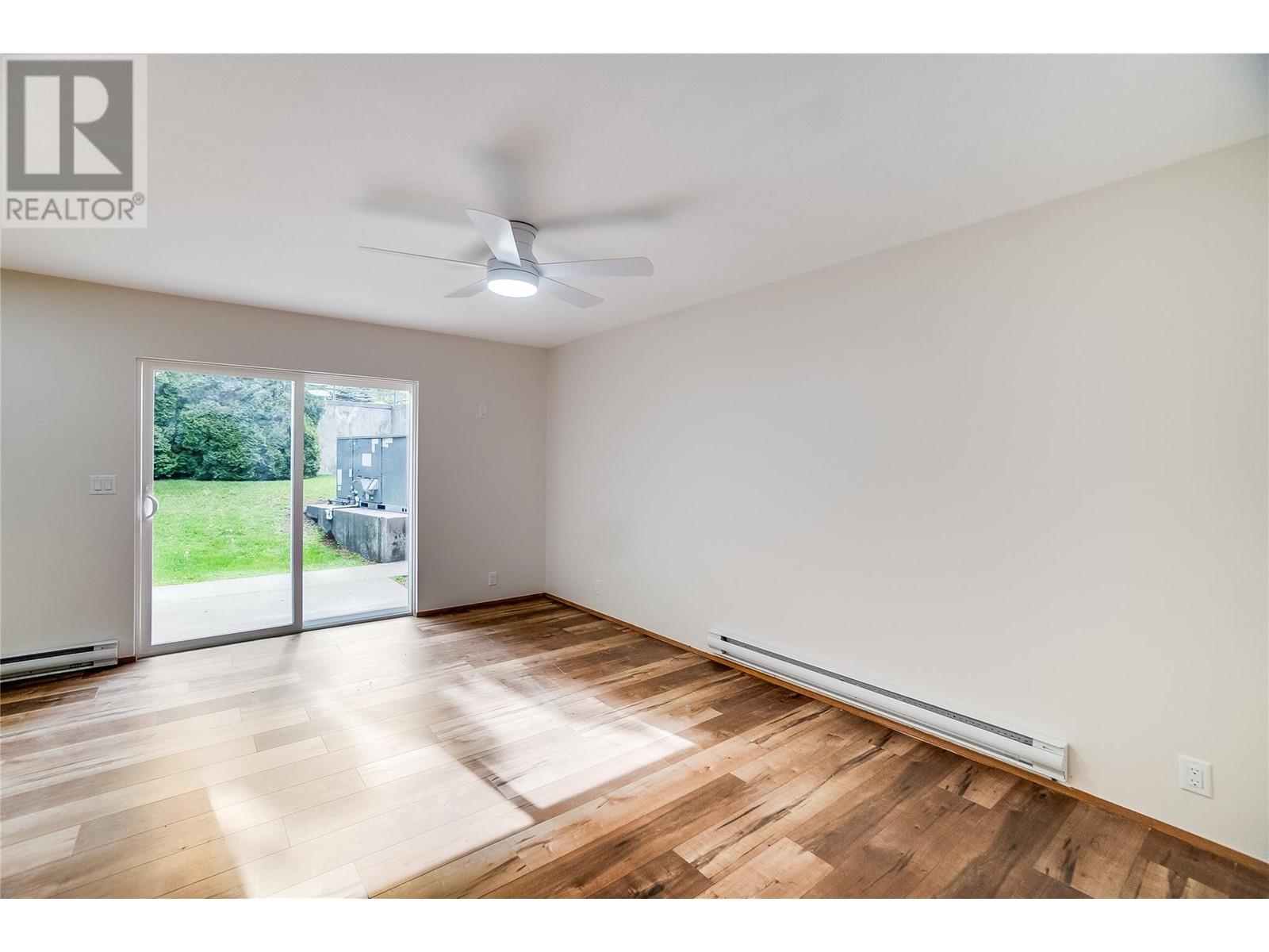 663 Columbia Avenue, Castlegar, British Columbia  V1N 1H1 - Photo 70 - 10348899