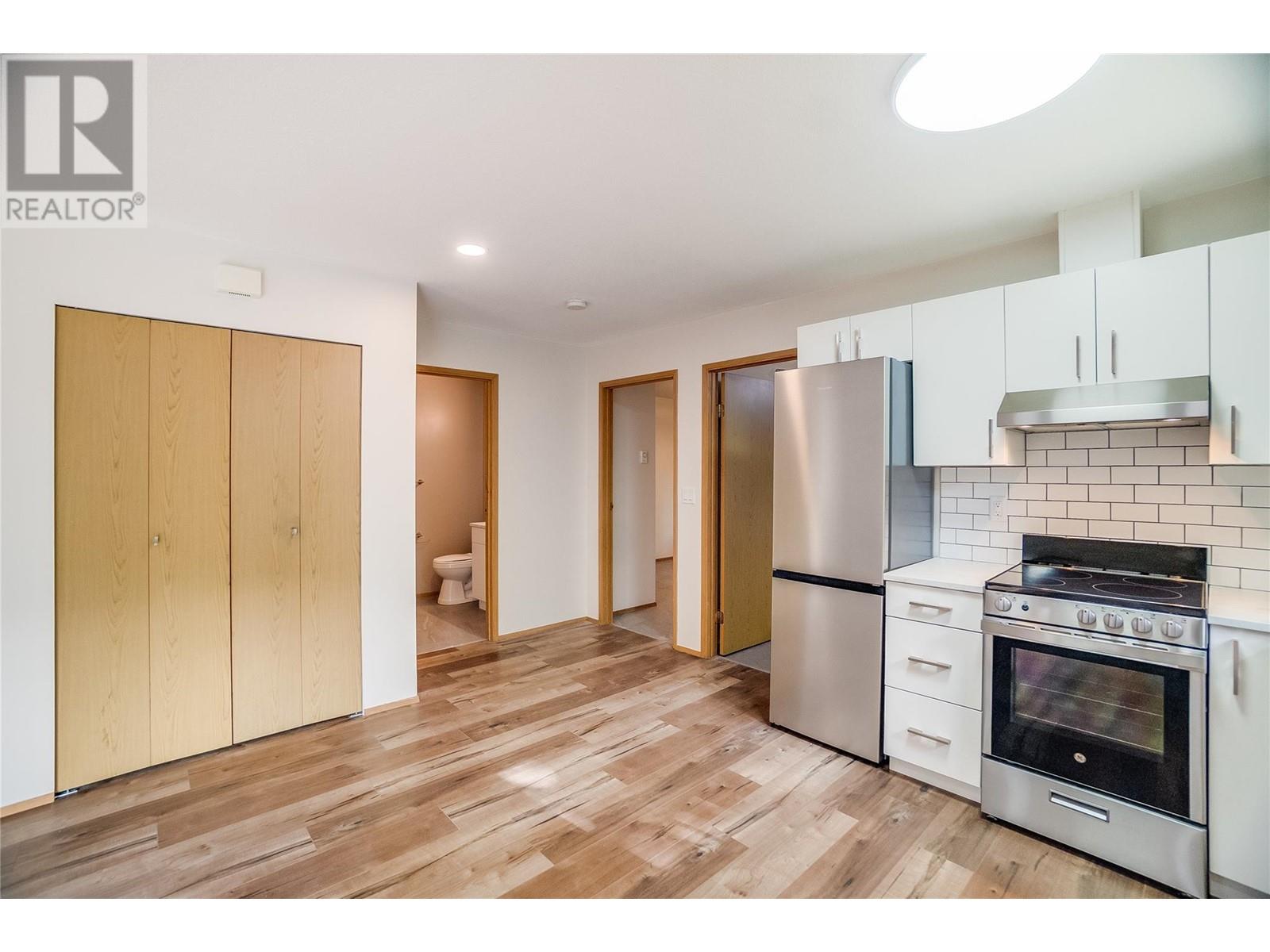 663 Columbia Avenue, Castlegar, British Columbia  V1N 1H1 - Photo 72 - 10348899