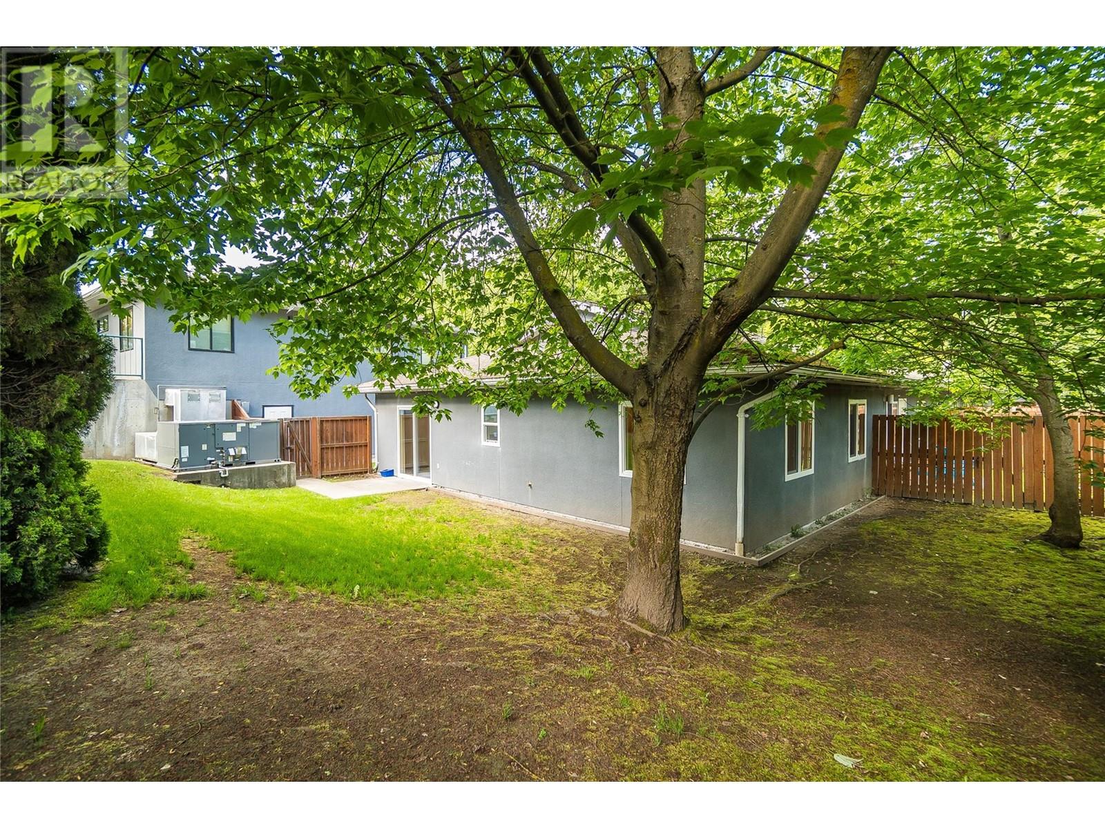 663 Columbia Avenue, Castlegar, British Columbia  V1N 1H1 - Photo 80 - 10348899