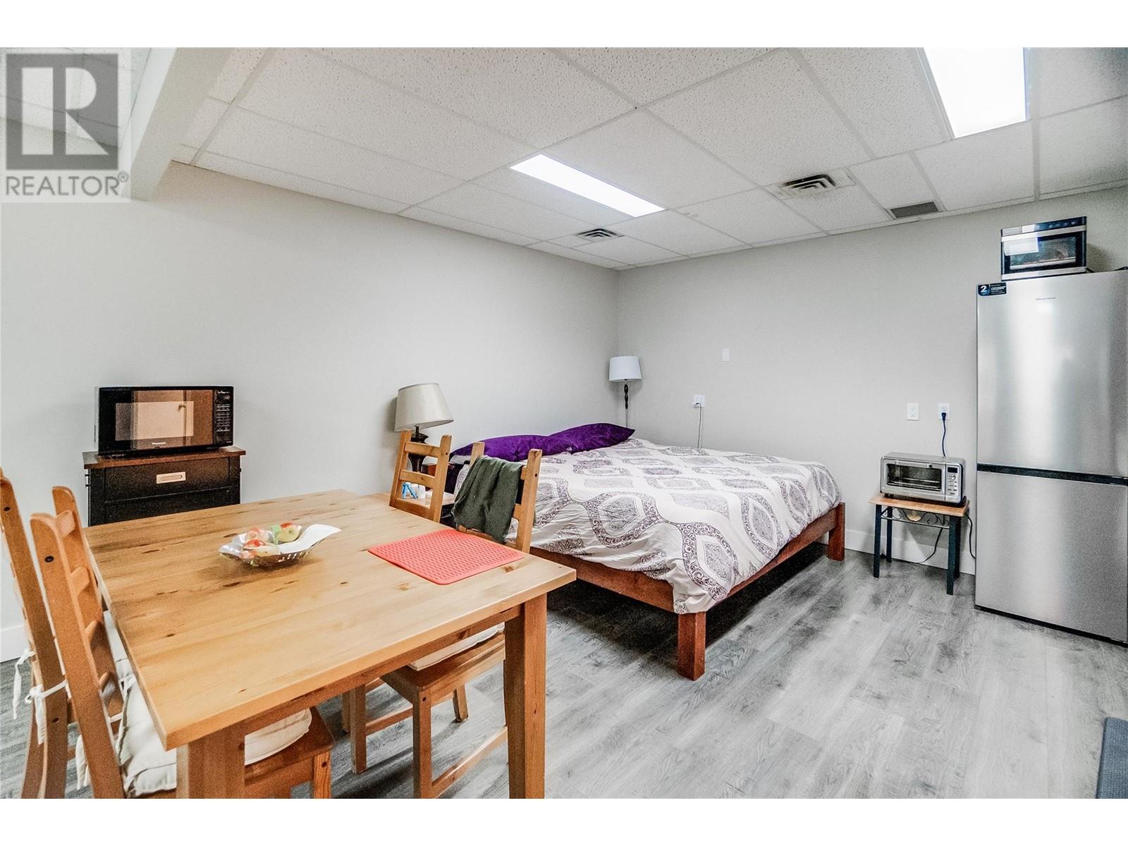 663 Columbia Avenue, Castlegar, British Columbia  V1N 1H1 - Photo 86 - 10348899