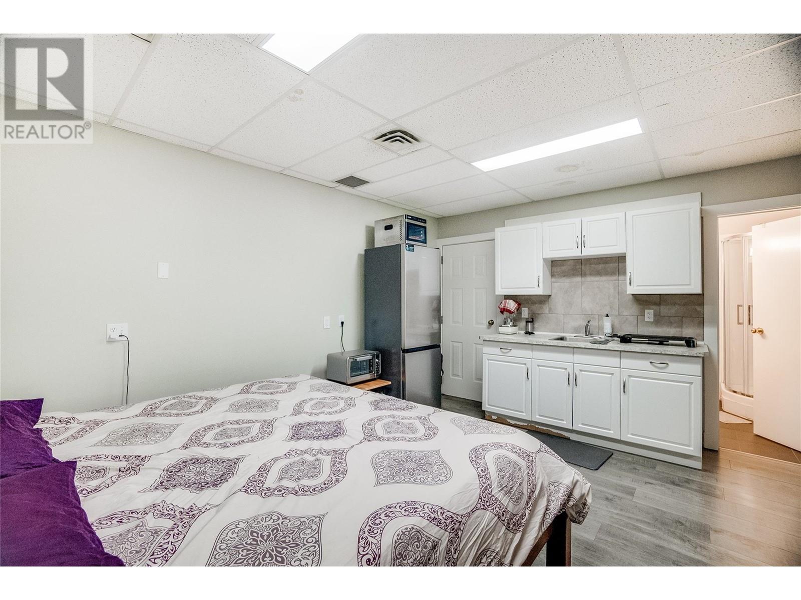 663 Columbia Avenue, Castlegar, British Columbia  V1N 1H1 - Photo 87 - 10348899