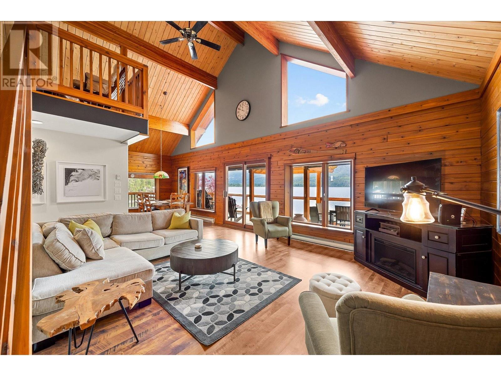 3546 Mabel Lake Road, Lumby, British Columbia  V0E 2E6 - Photo 13 - 10349112