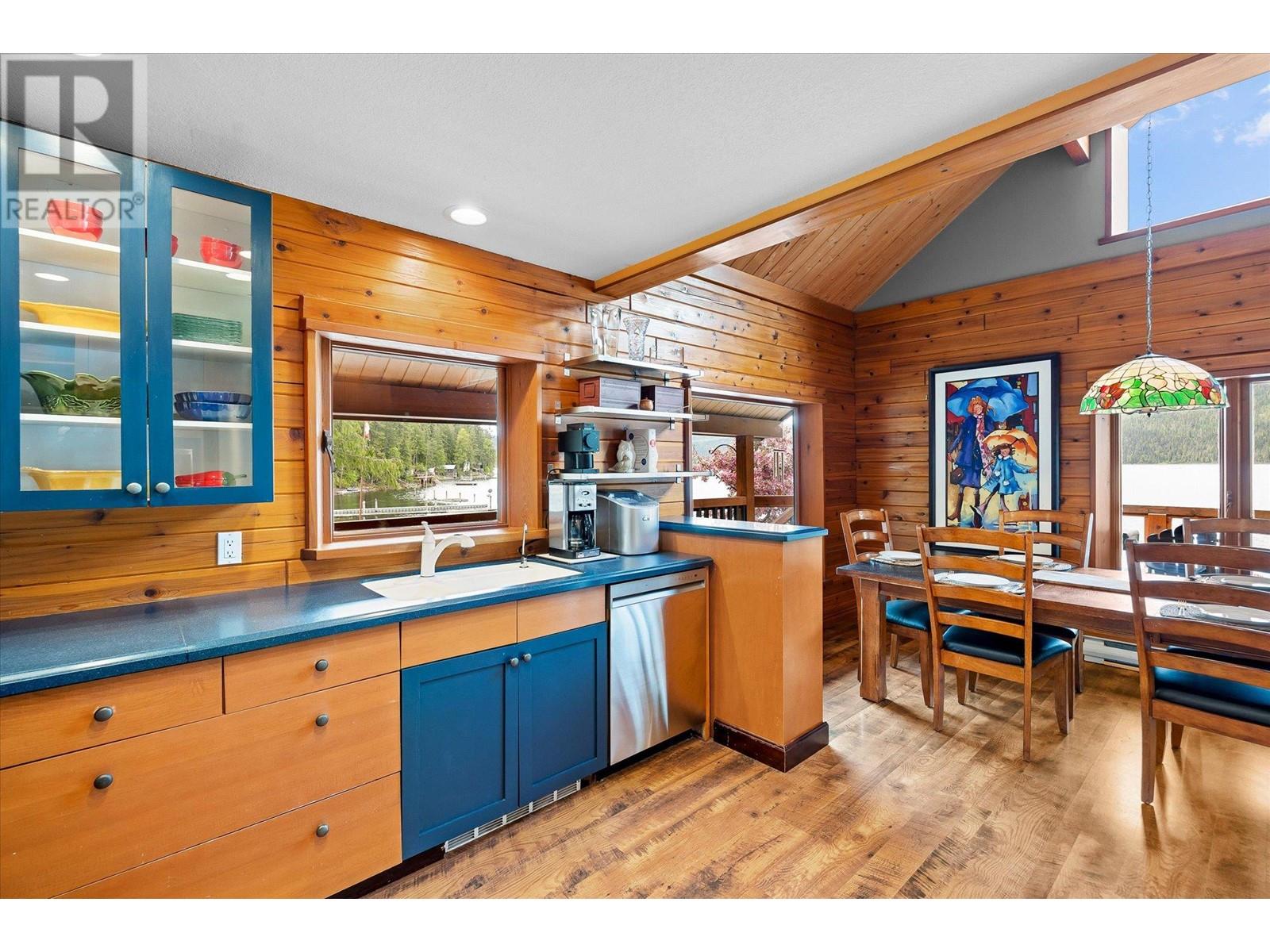 3546 Mabel Lake Road, Lumby, British Columbia  V0E 2E6 - Photo 19 - 10349112