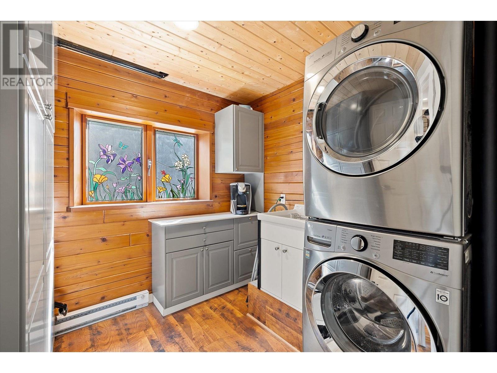 3546 Mabel Lake Road, Lumby, British Columbia  V0E 2E6 - Photo 30 - 10349112