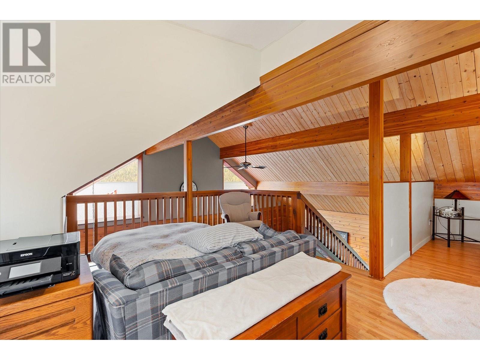 3546 Mabel Lake Road, Lumby, British Columbia  V0E 2E6 - Photo 33 - 10349112