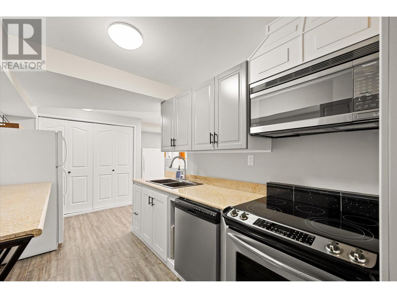 3546 Mabel Lake Road, Lumby, British Columbia  V0E 2E6 - Photo 42 - 10349112