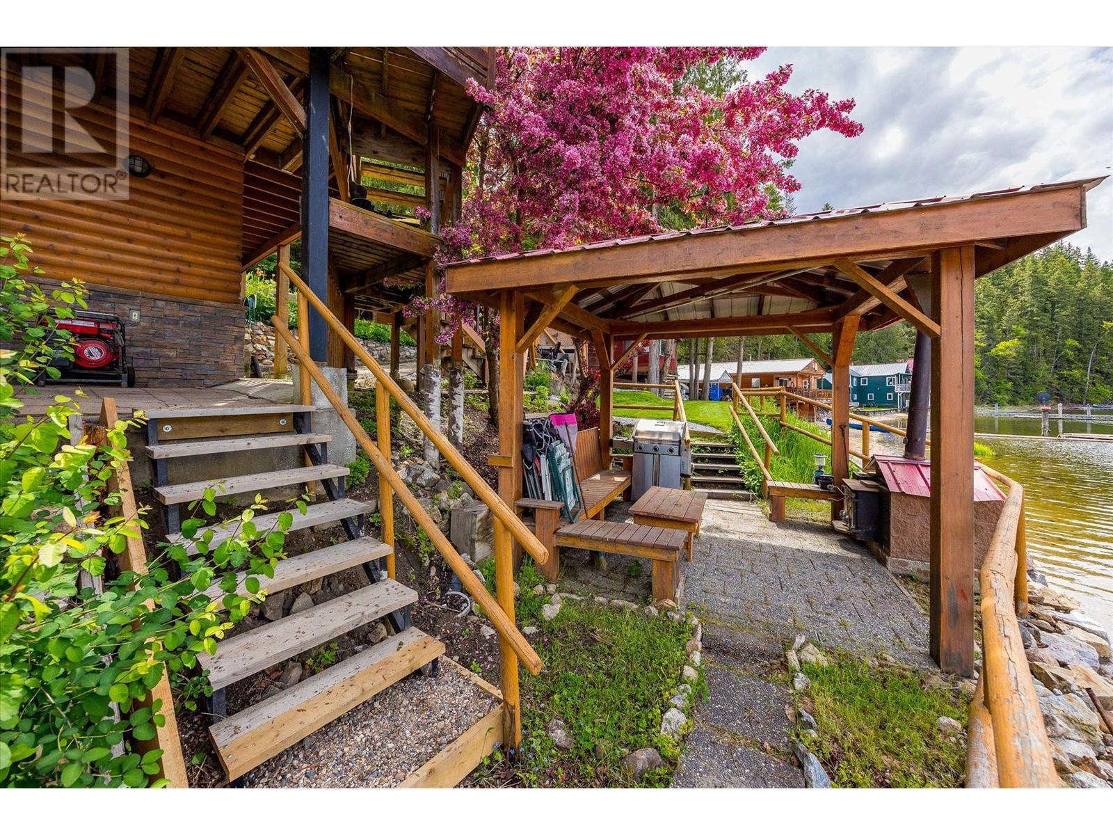 3546 Mabel Lake Road, Lumby, British Columbia  V0E 2E6 - Photo 65 - 10349112