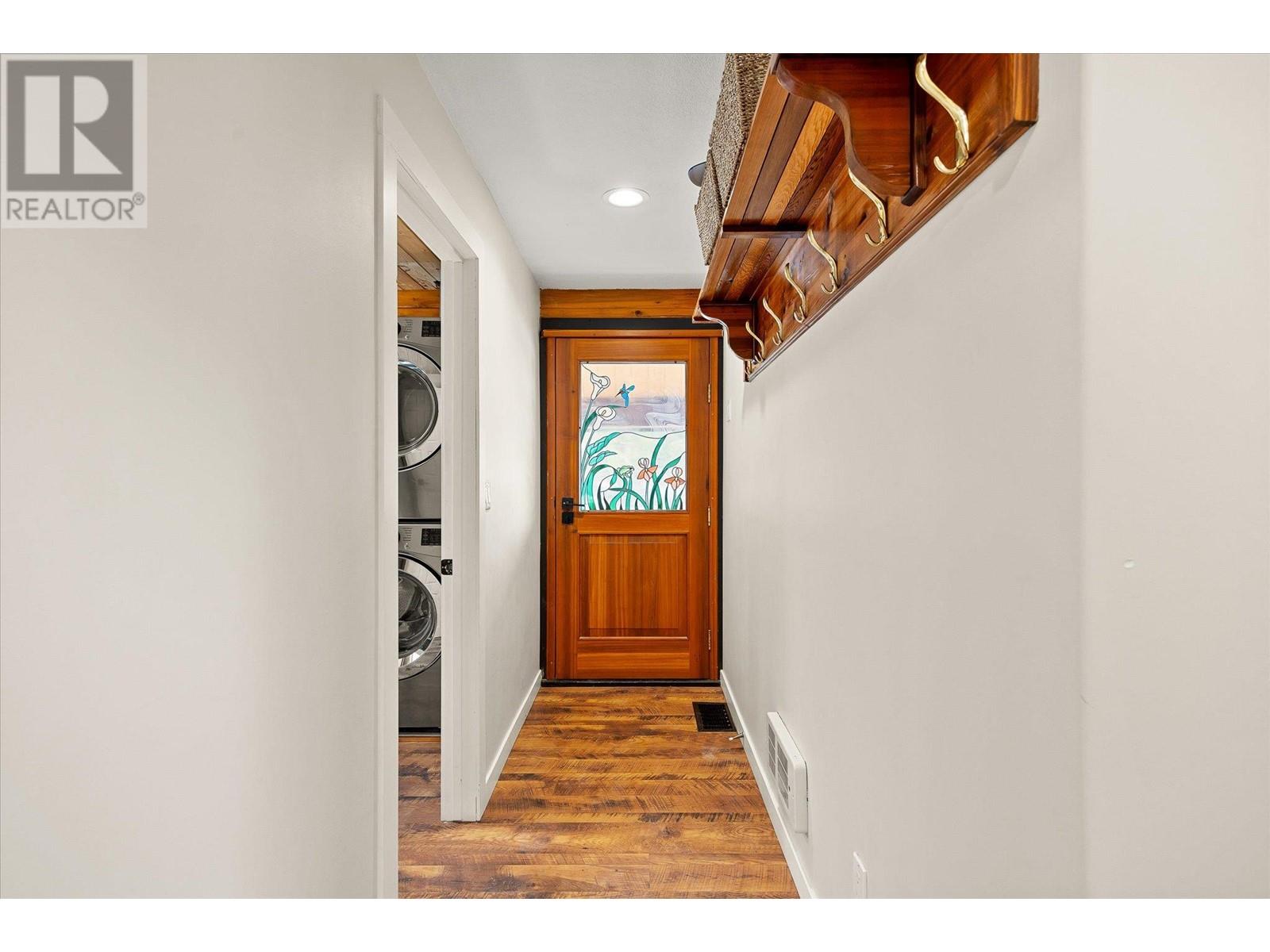 3546 Mabel Lake Road, Lumby, British Columbia  V0E 2E6 - Photo 9 - 10349112