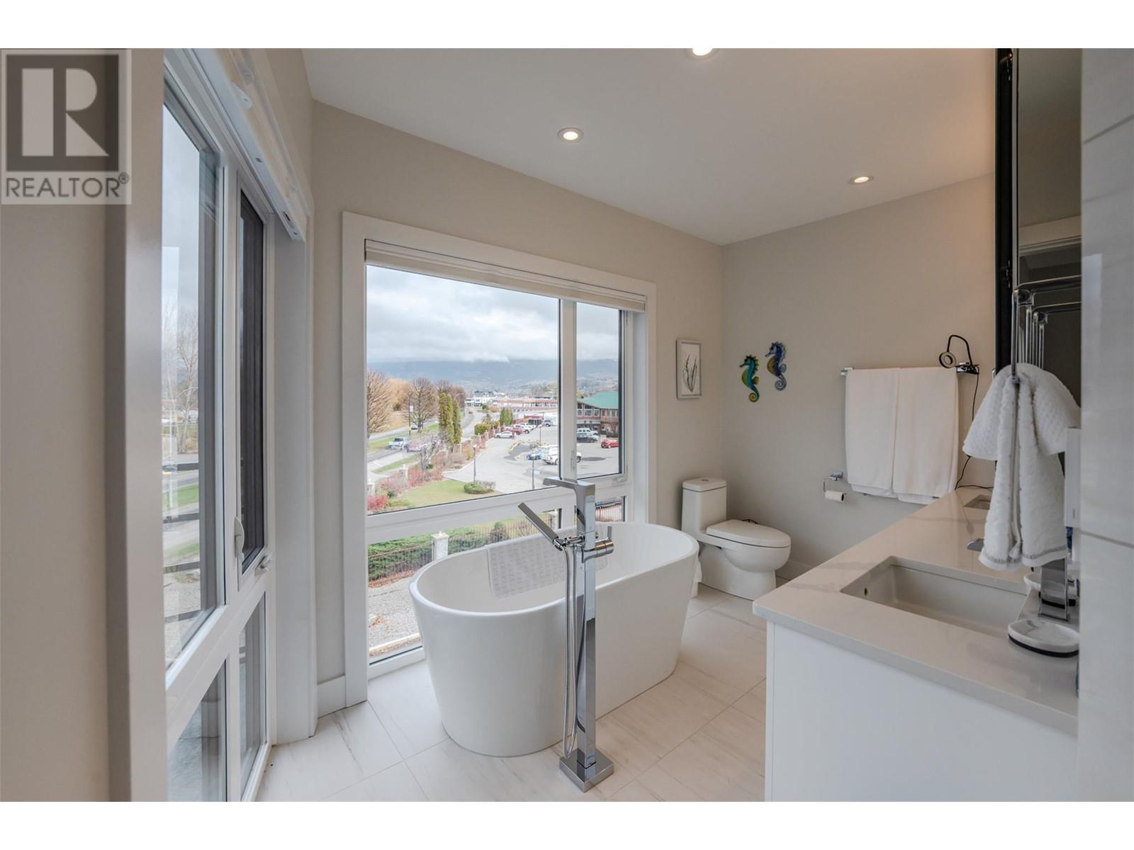 201 Wylie Street Unit# 108, Penticton, British Columbia  V2A 0H3 - Photo 32 - 10349918