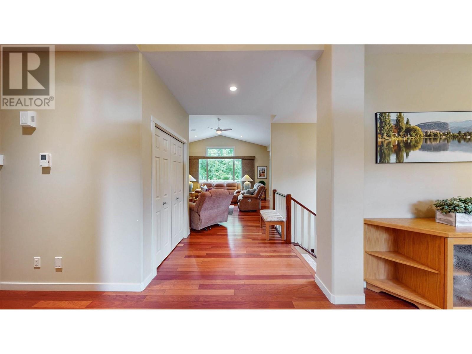 6833 Meadows Drive Unit# 2, Oliver, British Columbia  V0H 1T4 - Photo 10 - 10349319