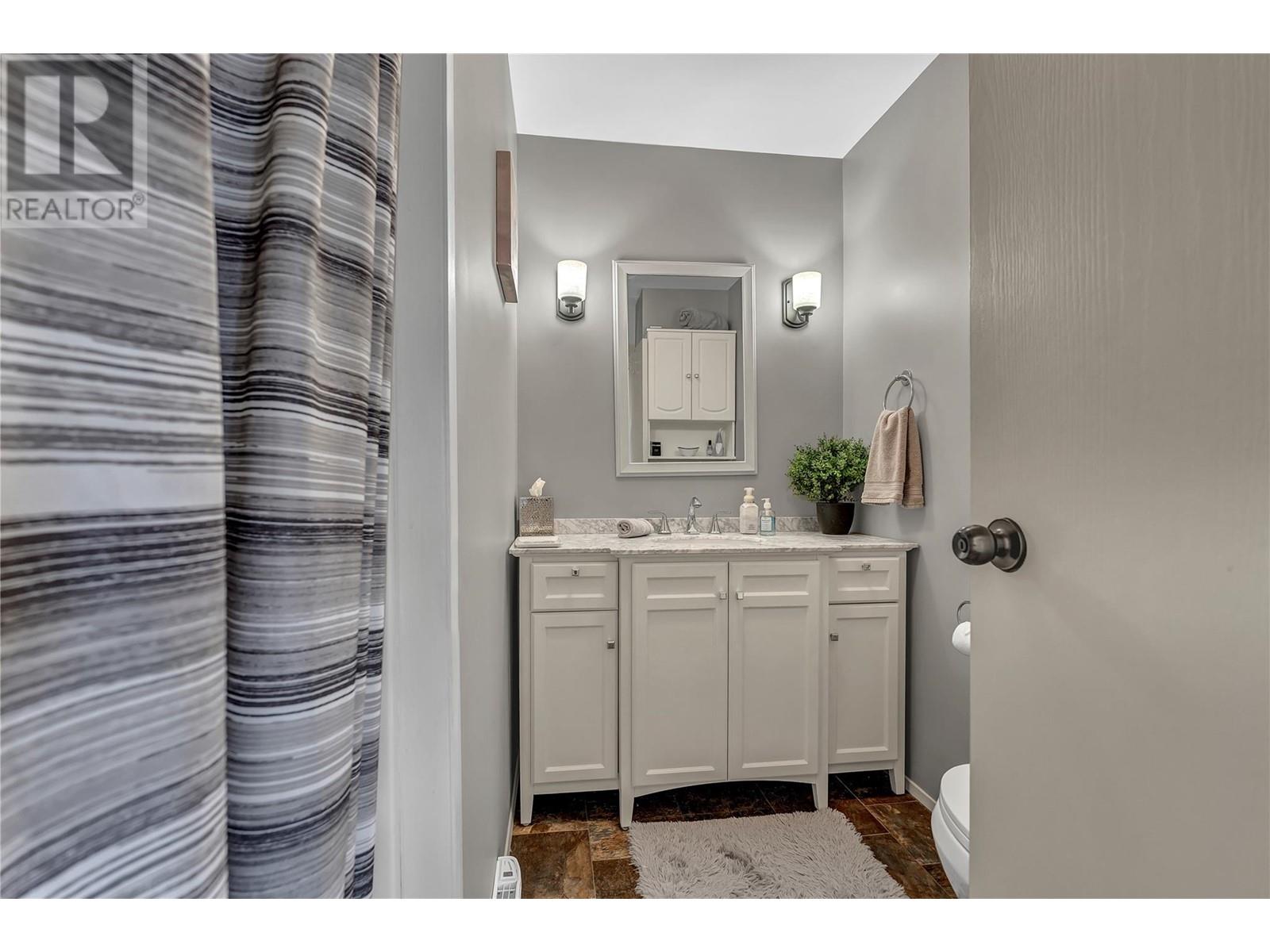 320 Sage Mesa Drive, Penticton, British Columbia  V2A 9A2 - Photo 17 - 10350003
