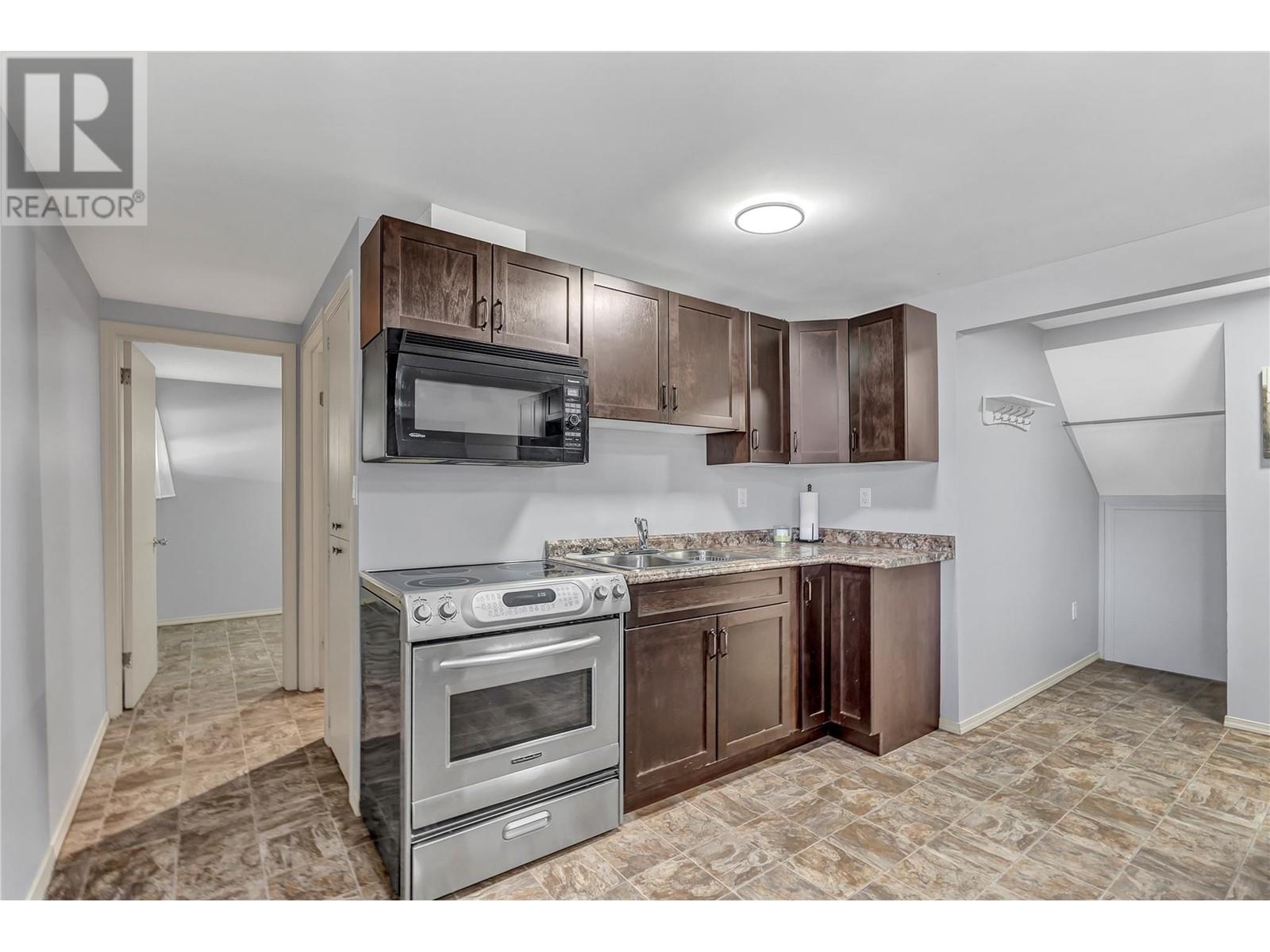 320 Sage Mesa Drive, Penticton, British Columbia  V2A 9A2 - Photo 25 - 10350003