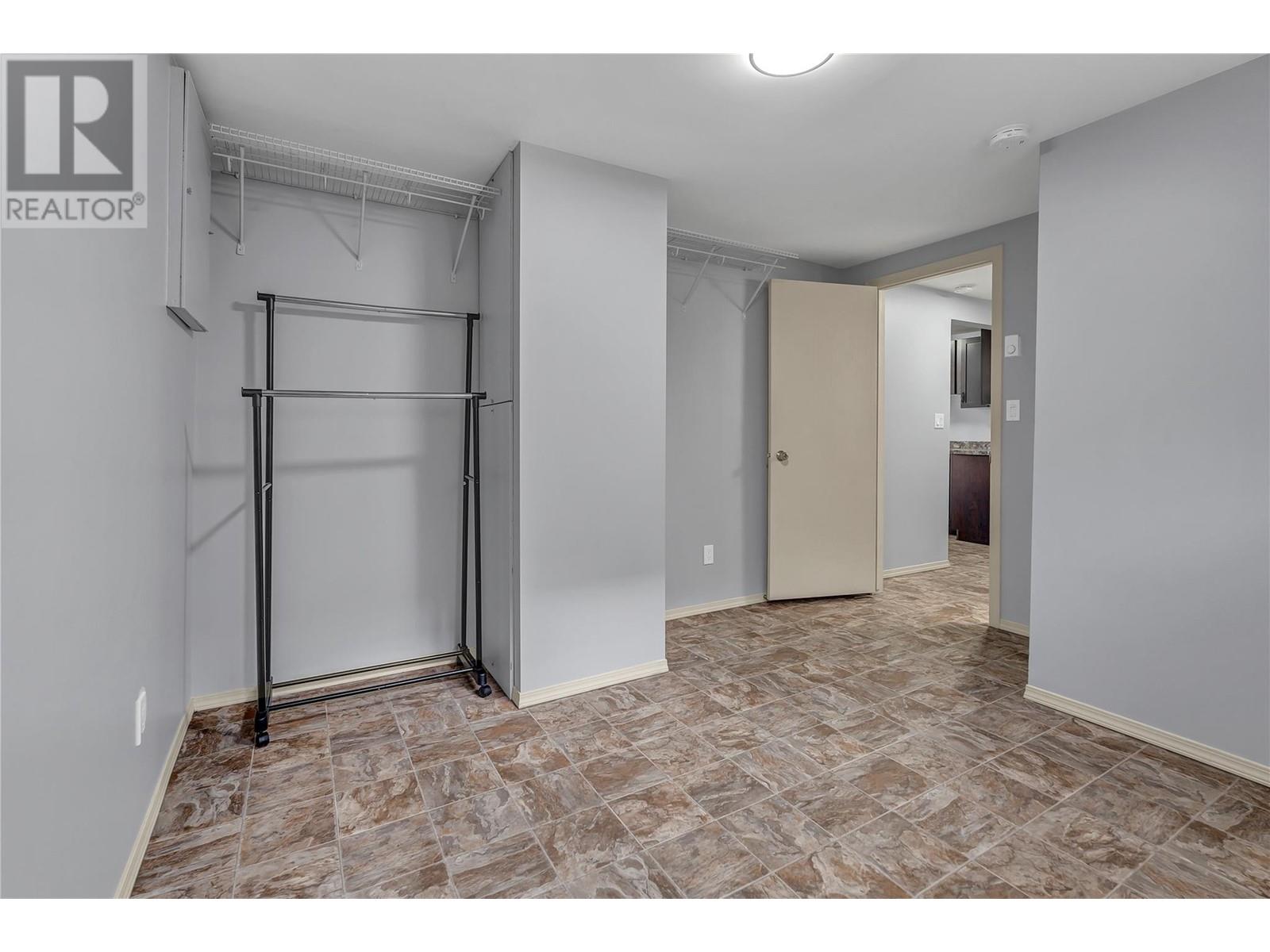 320 Sage Mesa Drive, Penticton, British Columbia  V2A 9A2 - Photo 33 - 10350003