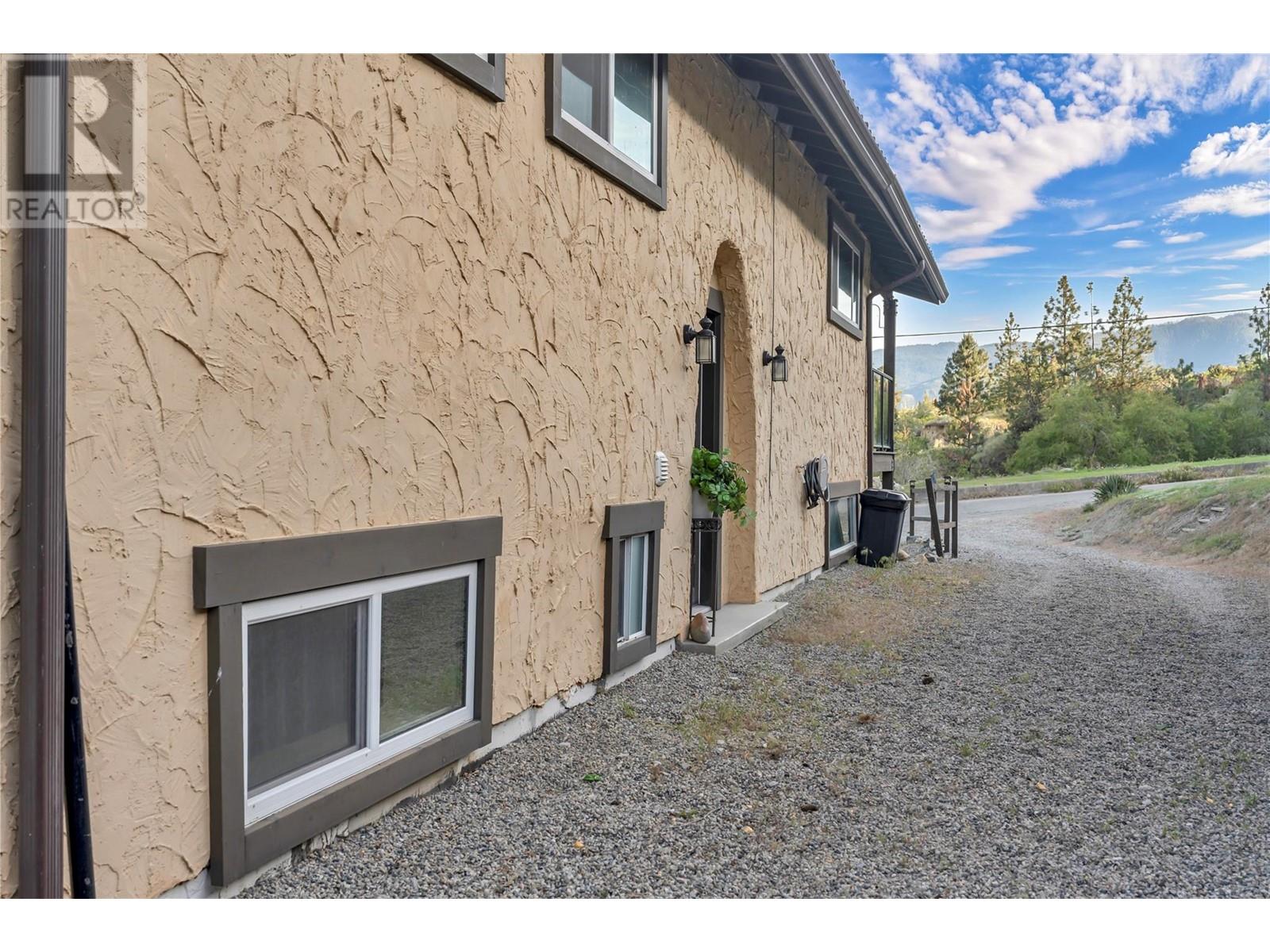 320 Sage Mesa Drive, Penticton, British Columbia  V2A 9A2 - Photo 35 - 10350003