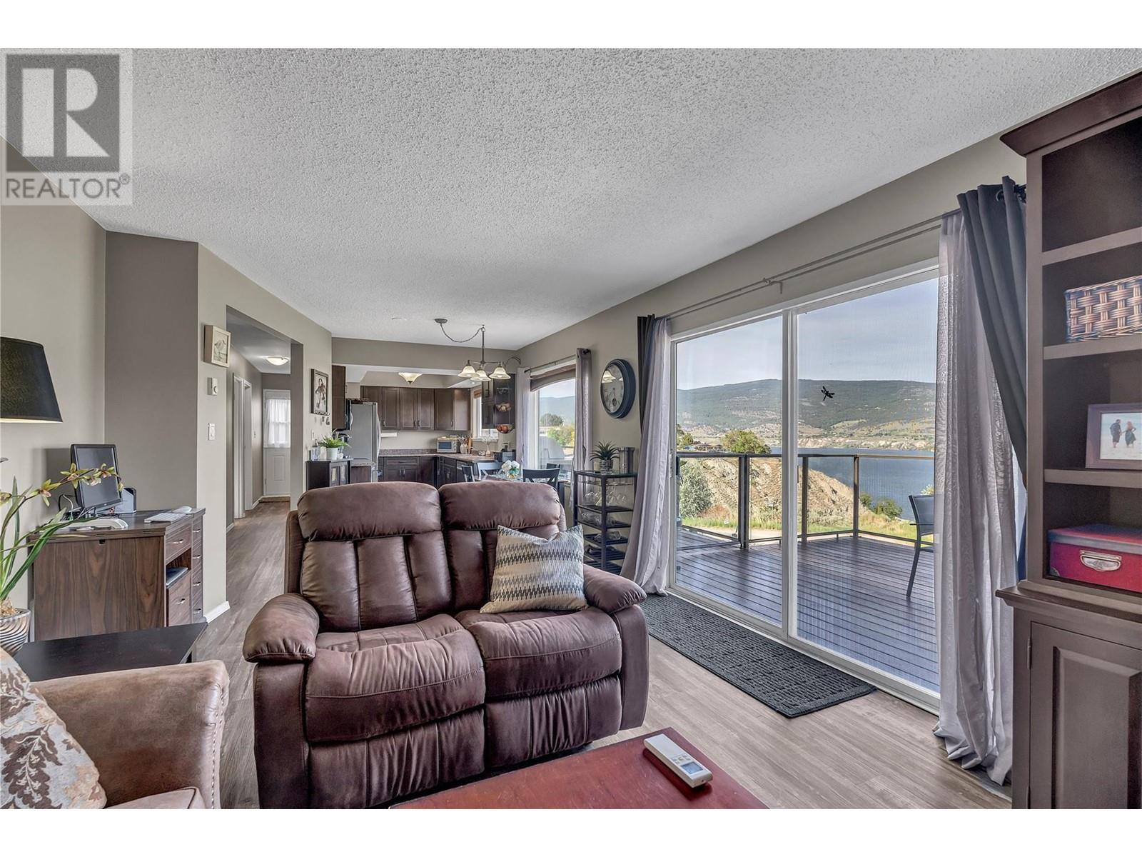 320 Sage Mesa Drive, Penticton, British Columbia  V2A 9A2 - Photo 6 - 10350003