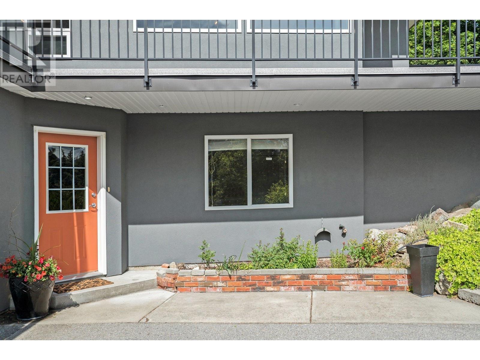 220 West Bench Drive, Penticton, British Columbia  V2A 8X8 - Photo 12 - 10350033