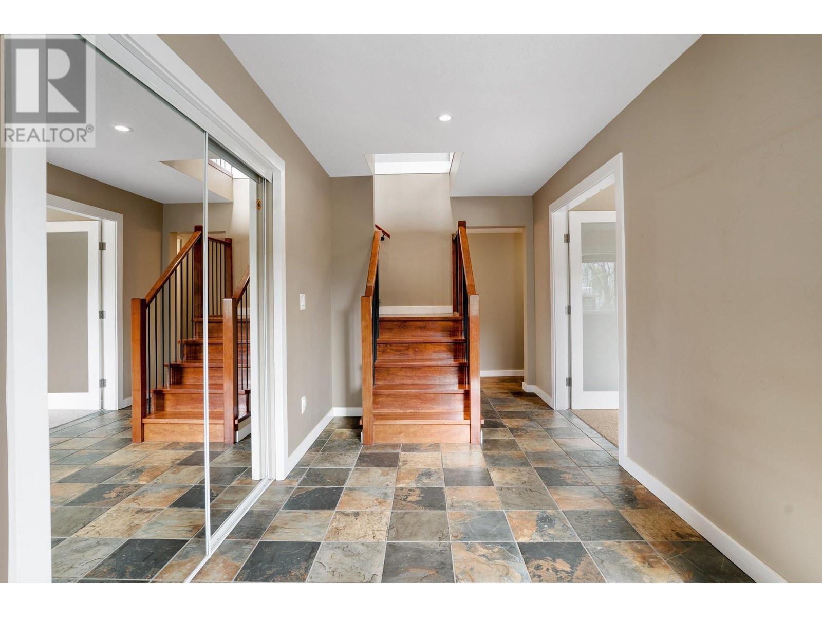 220 West Bench Drive, Penticton, British Columbia  V2A 8X8 - Photo 14 - 10350033