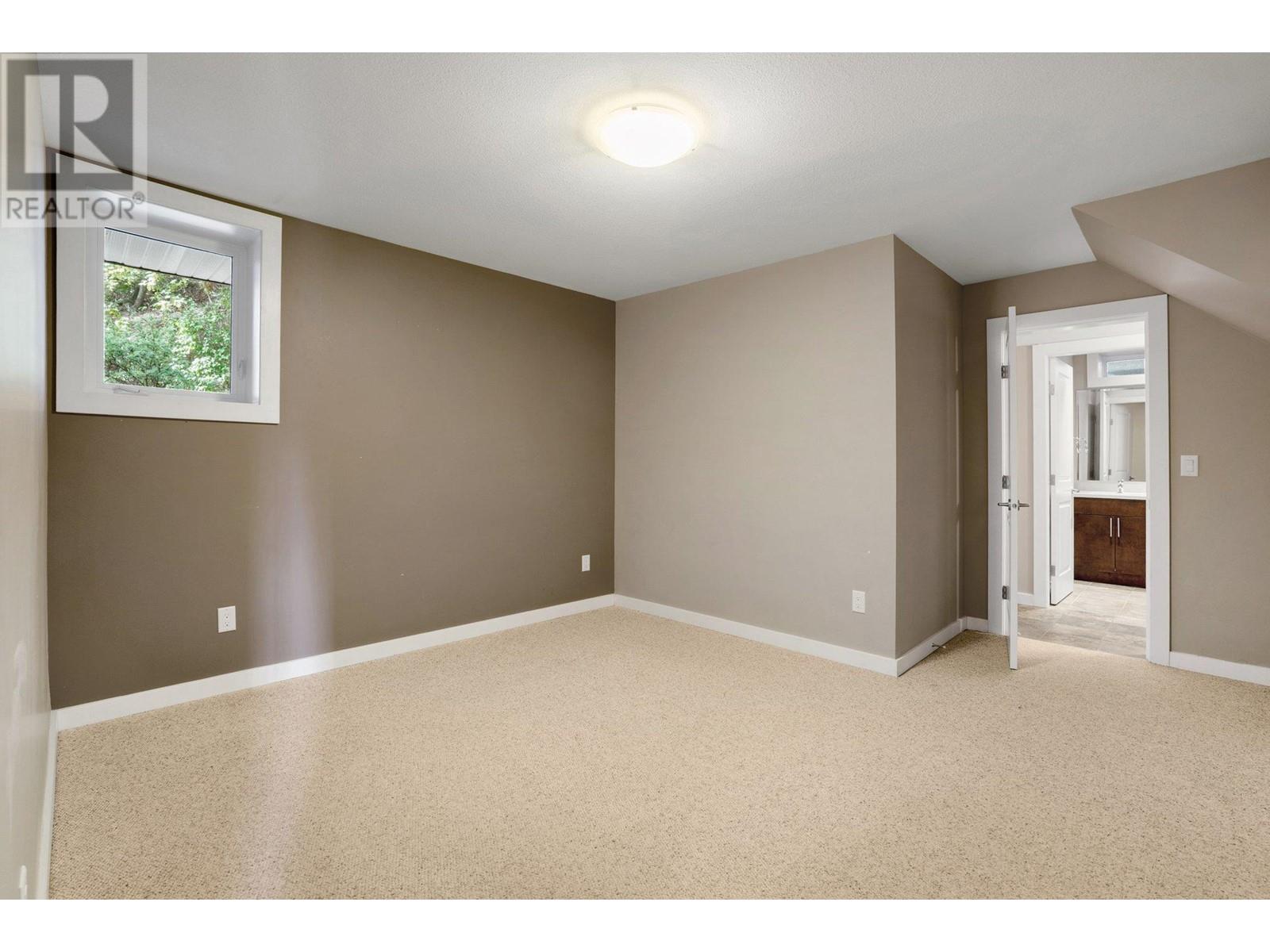 220 West Bench Drive, Penticton, British Columbia  V2A 8X8 - Photo 15 - 10350033
