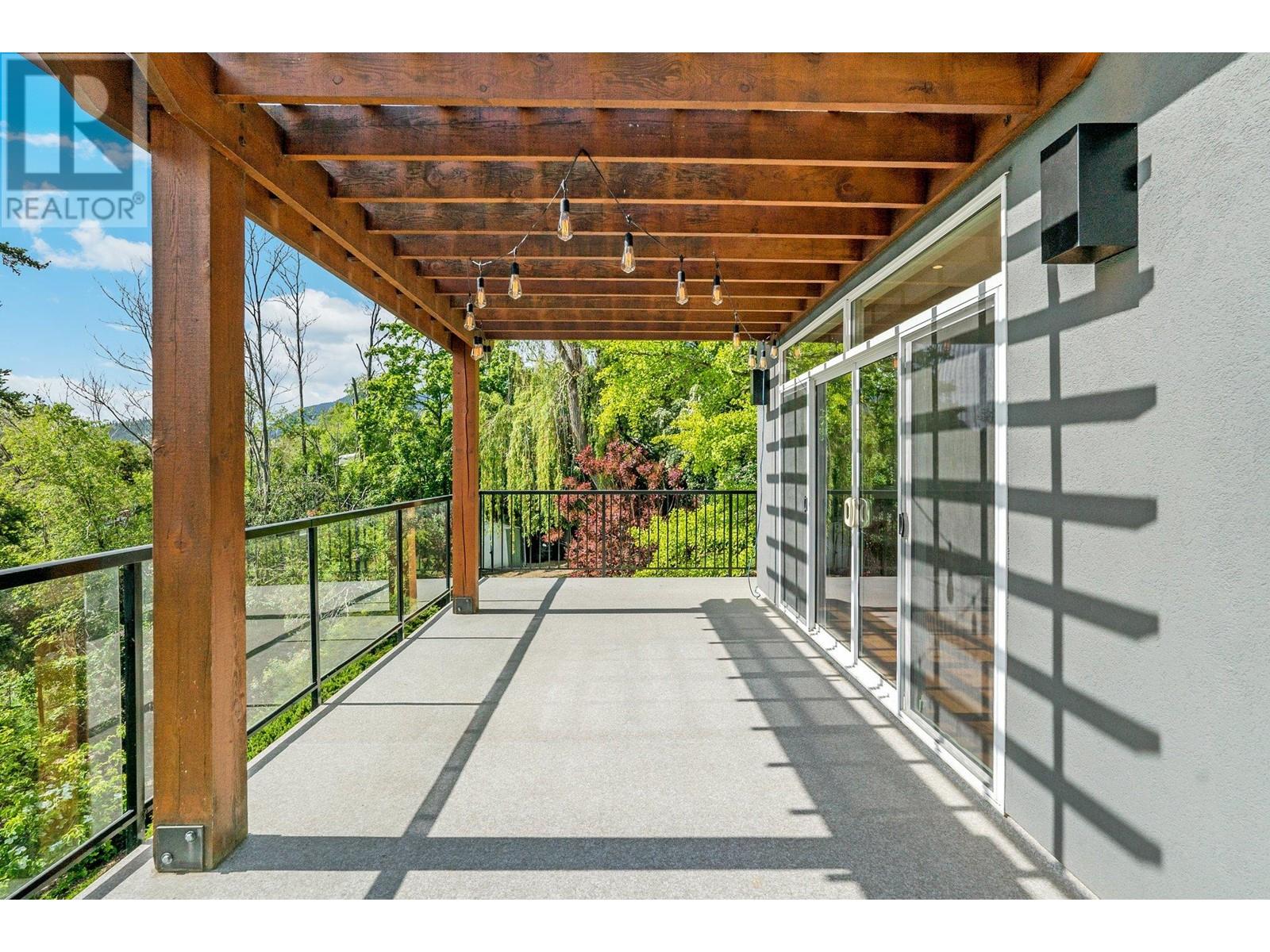 220 West Bench Drive, Penticton, British Columbia  V2A 8X8 - Photo 44 - 10350033