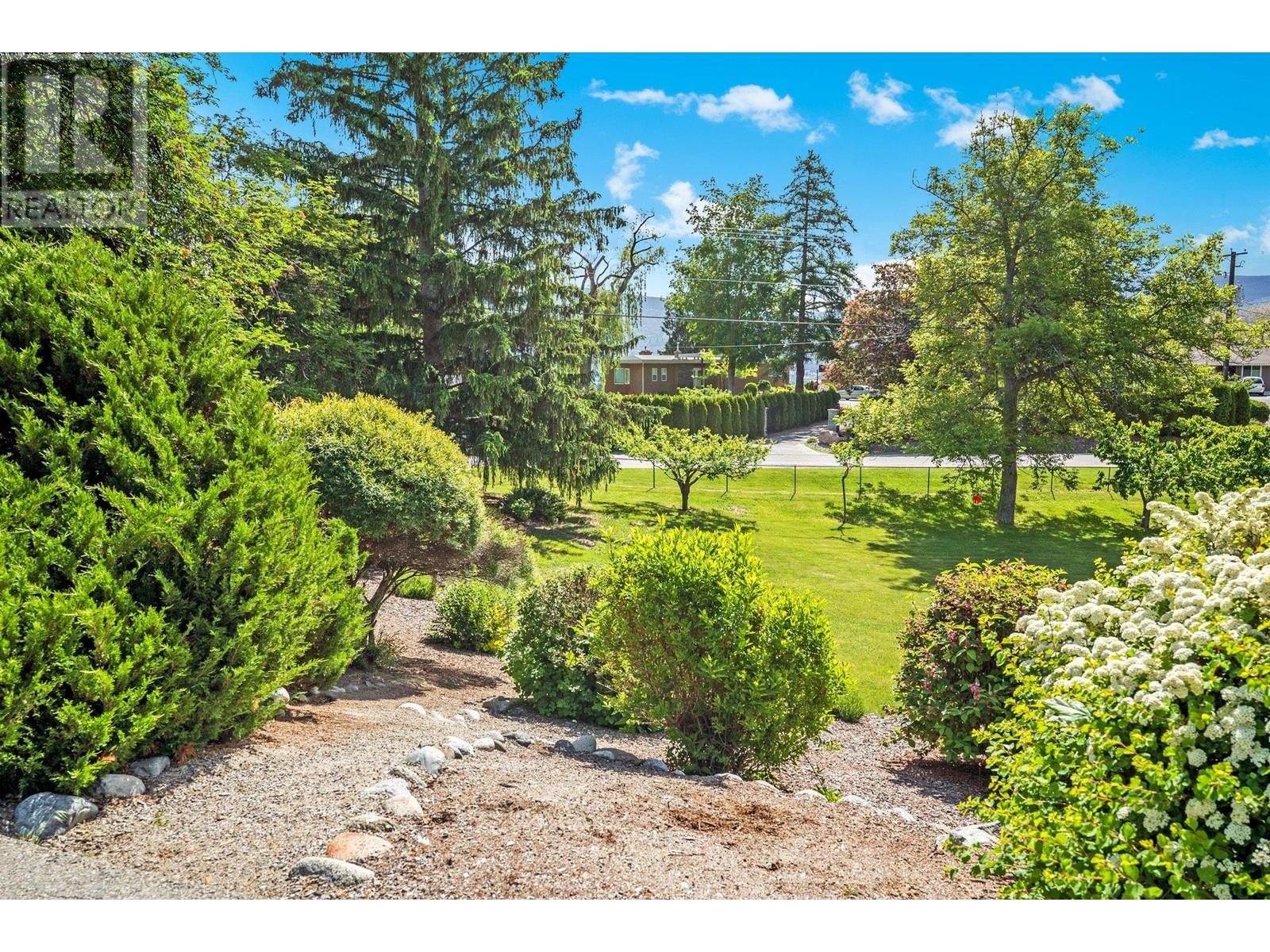 220 West Bench Drive, Penticton, British Columbia  V2A 8X8 - Photo 57 - 10350033