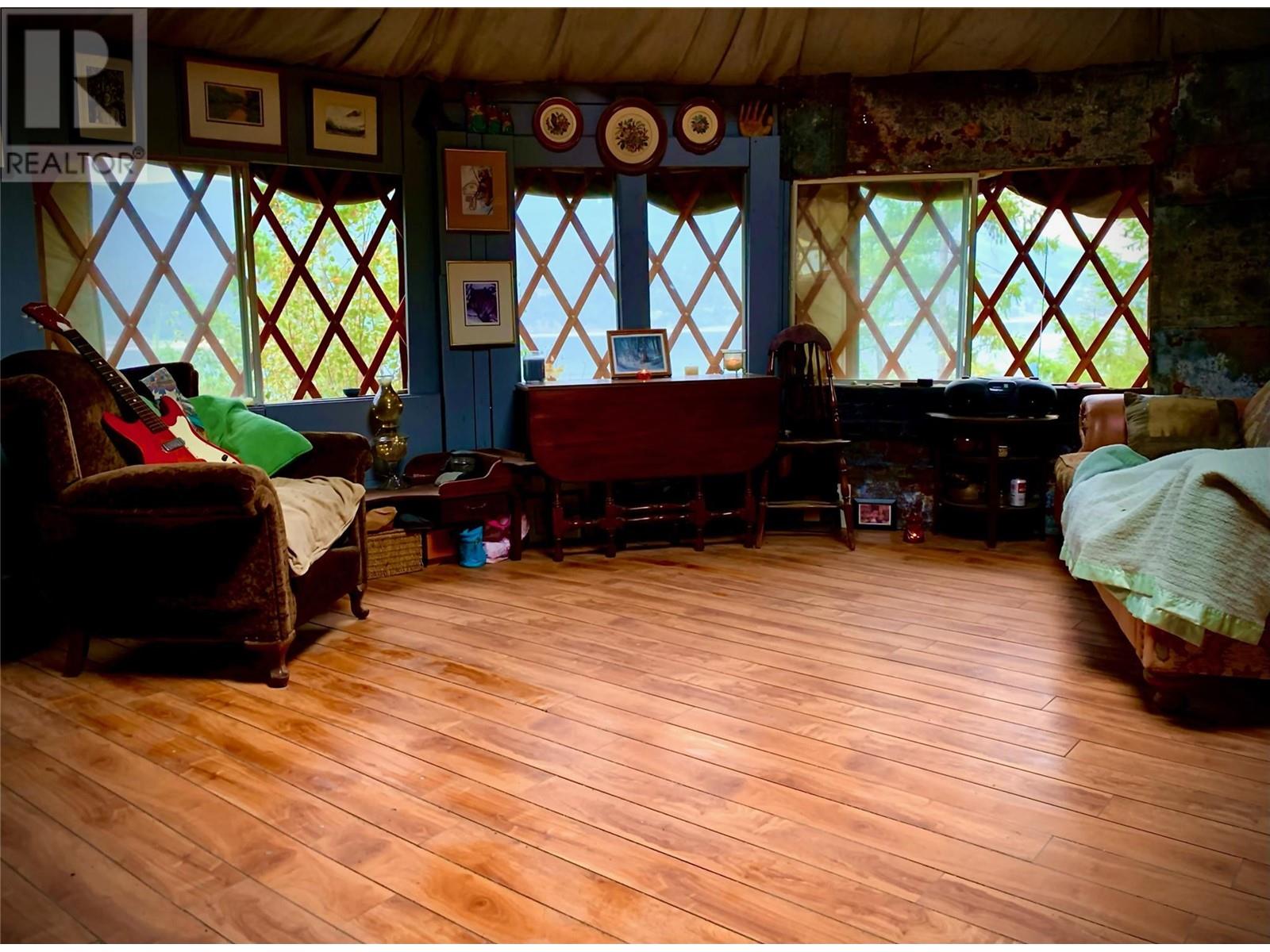 Lot 6 Lower Arrow Lake, Castlegar, British Columbia  V1N 3H3 - Photo 9 - 10349676